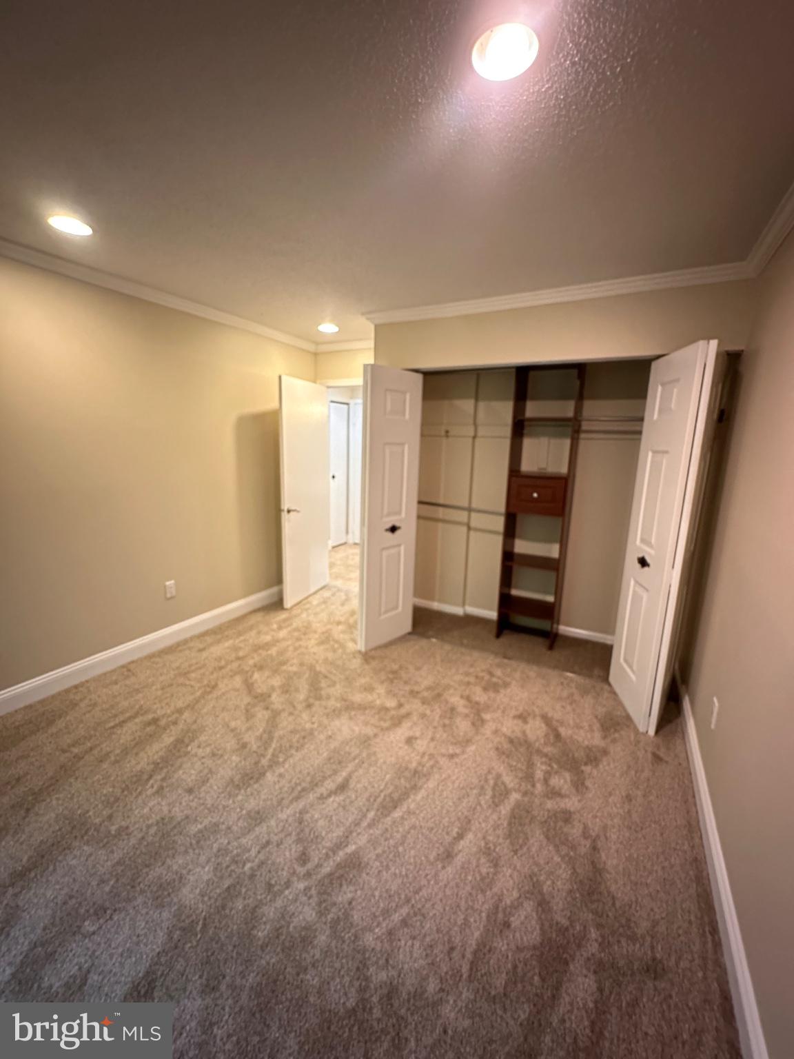 WOODCREST - Residential