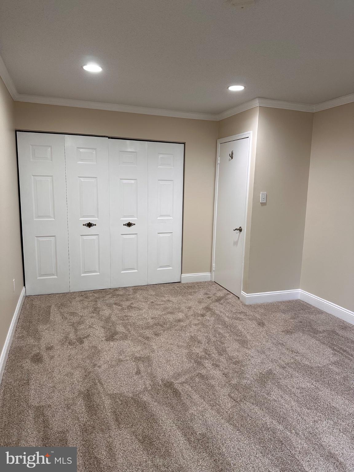 WOODCREST - Residential
