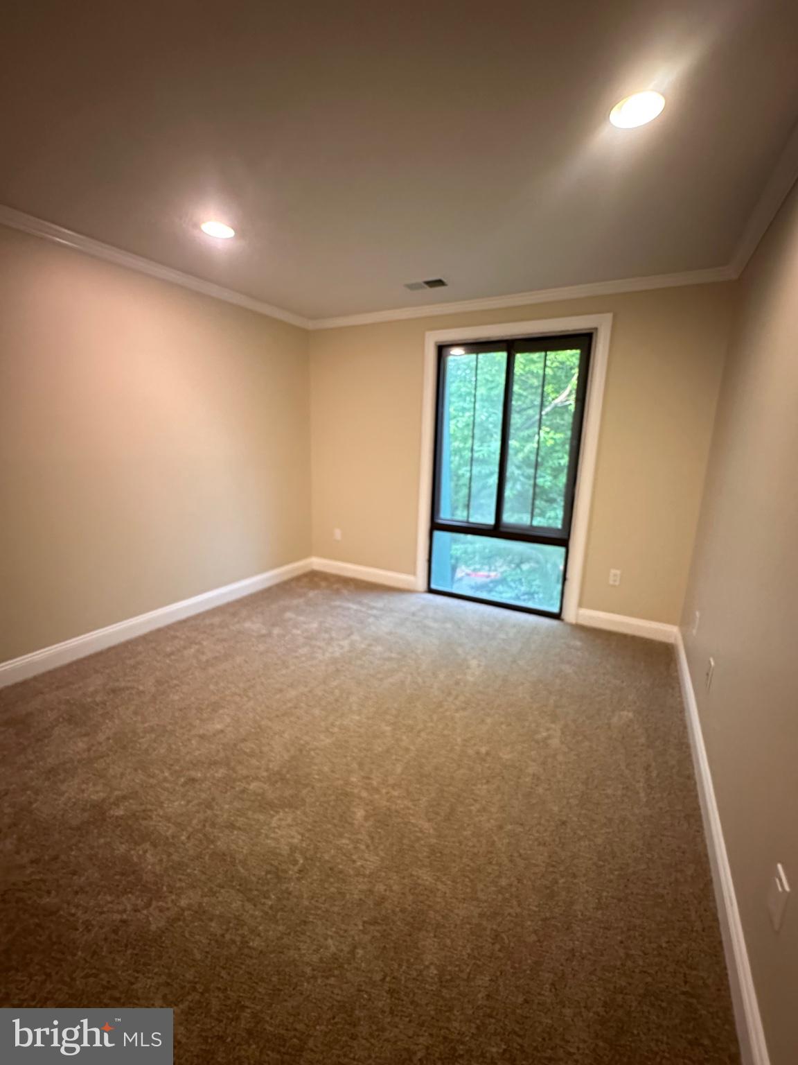 WOODCREST - Residential