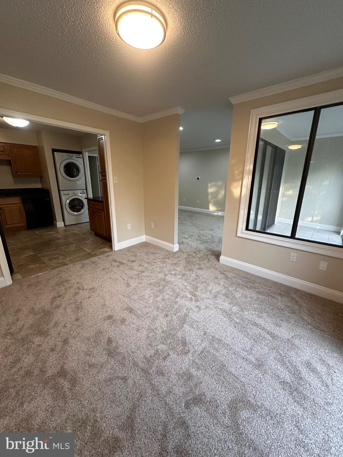 WOODCREST - Residential