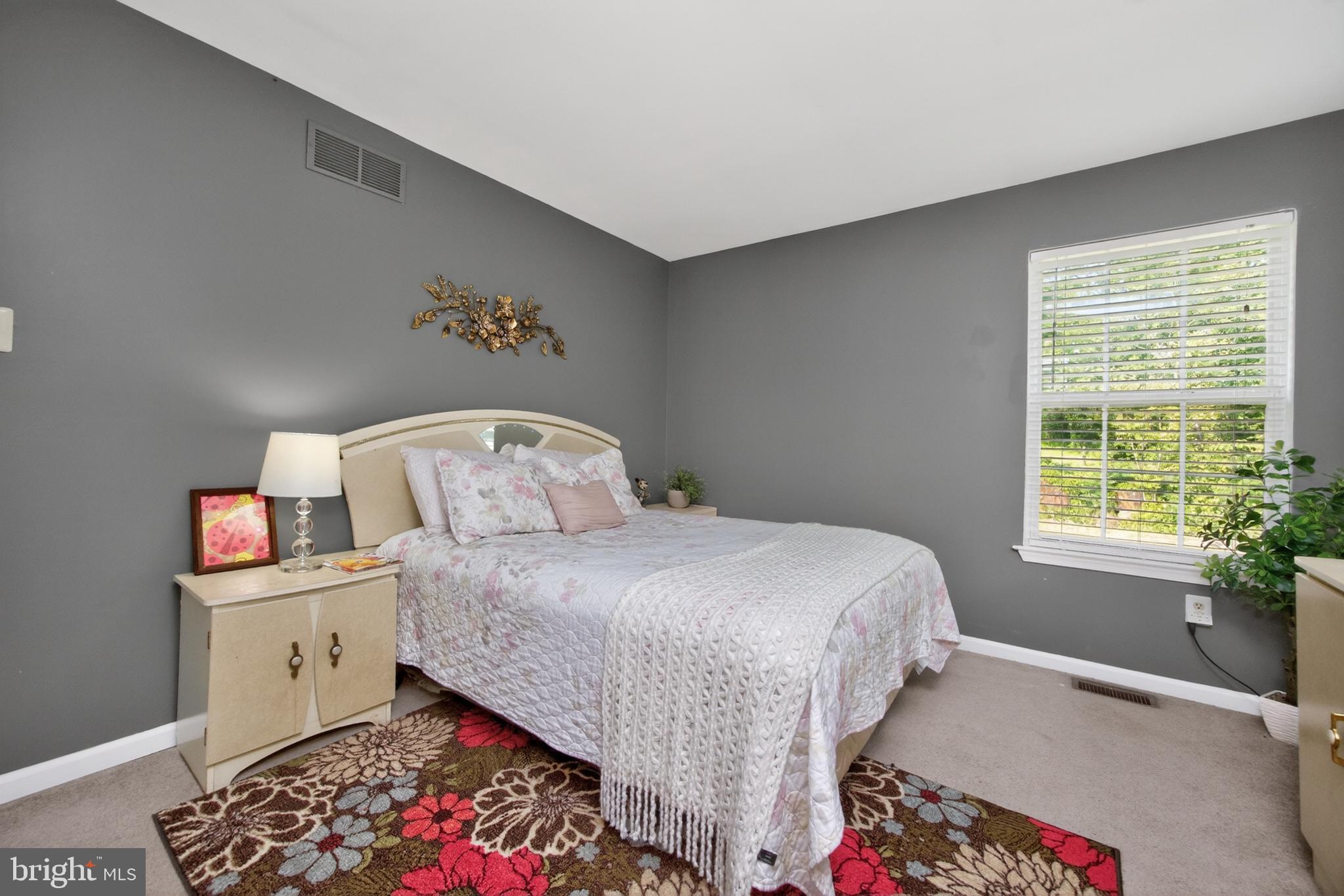 DOE RUN ESTATES - Residential