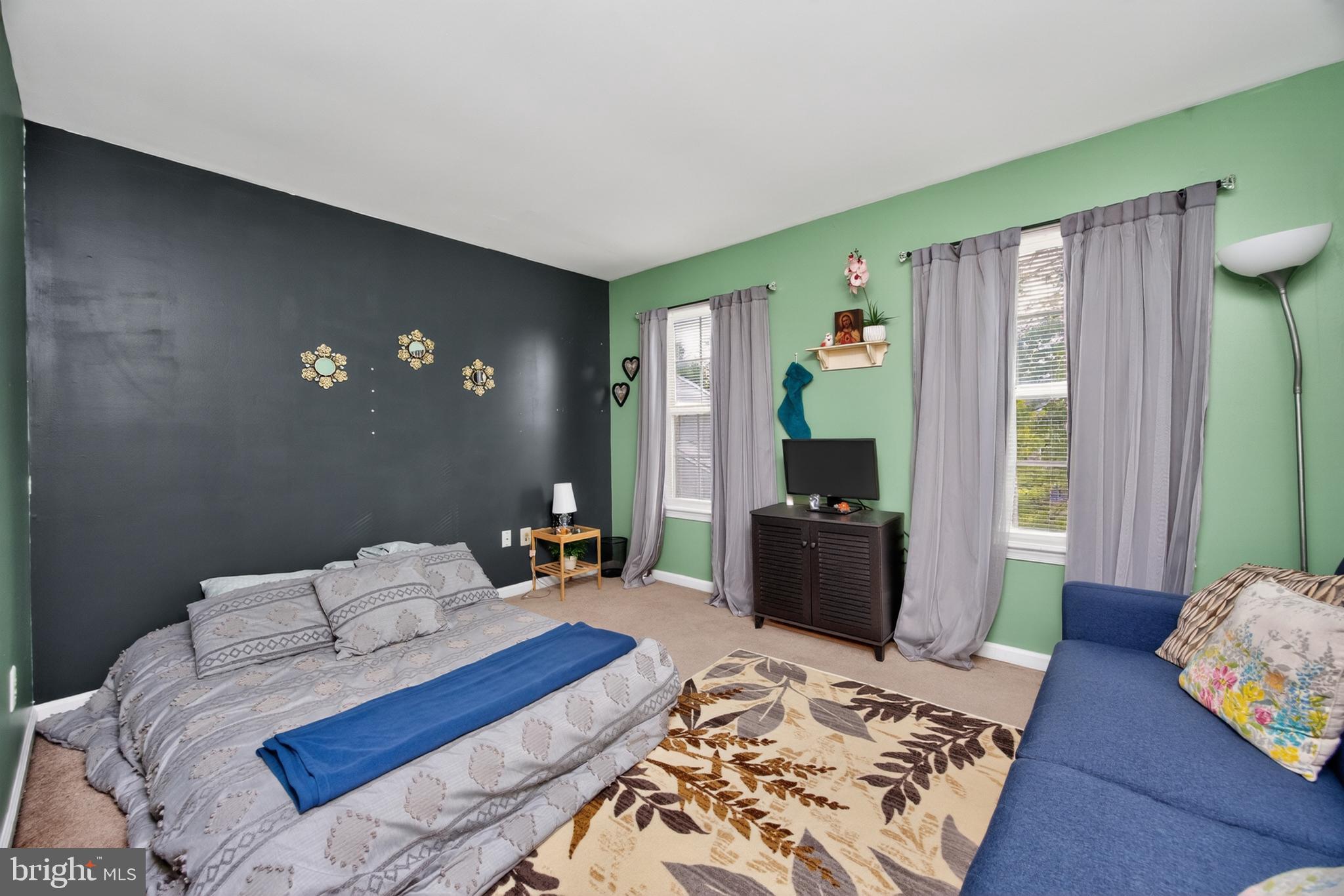 DOE RUN ESTATES - Residential