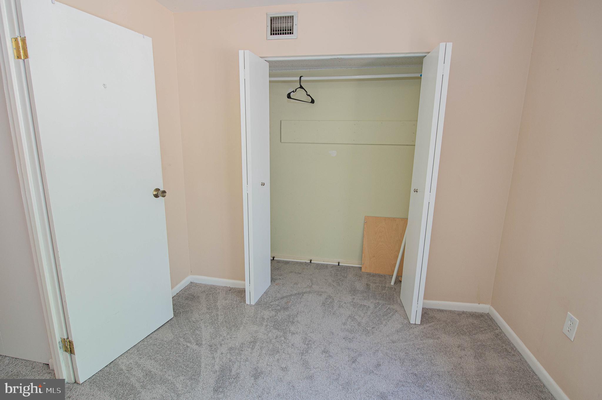CANAL WOODS CM - Residential Lease