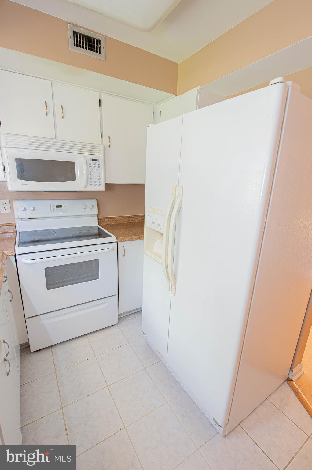 CANAL WOODS CM - Residential Lease