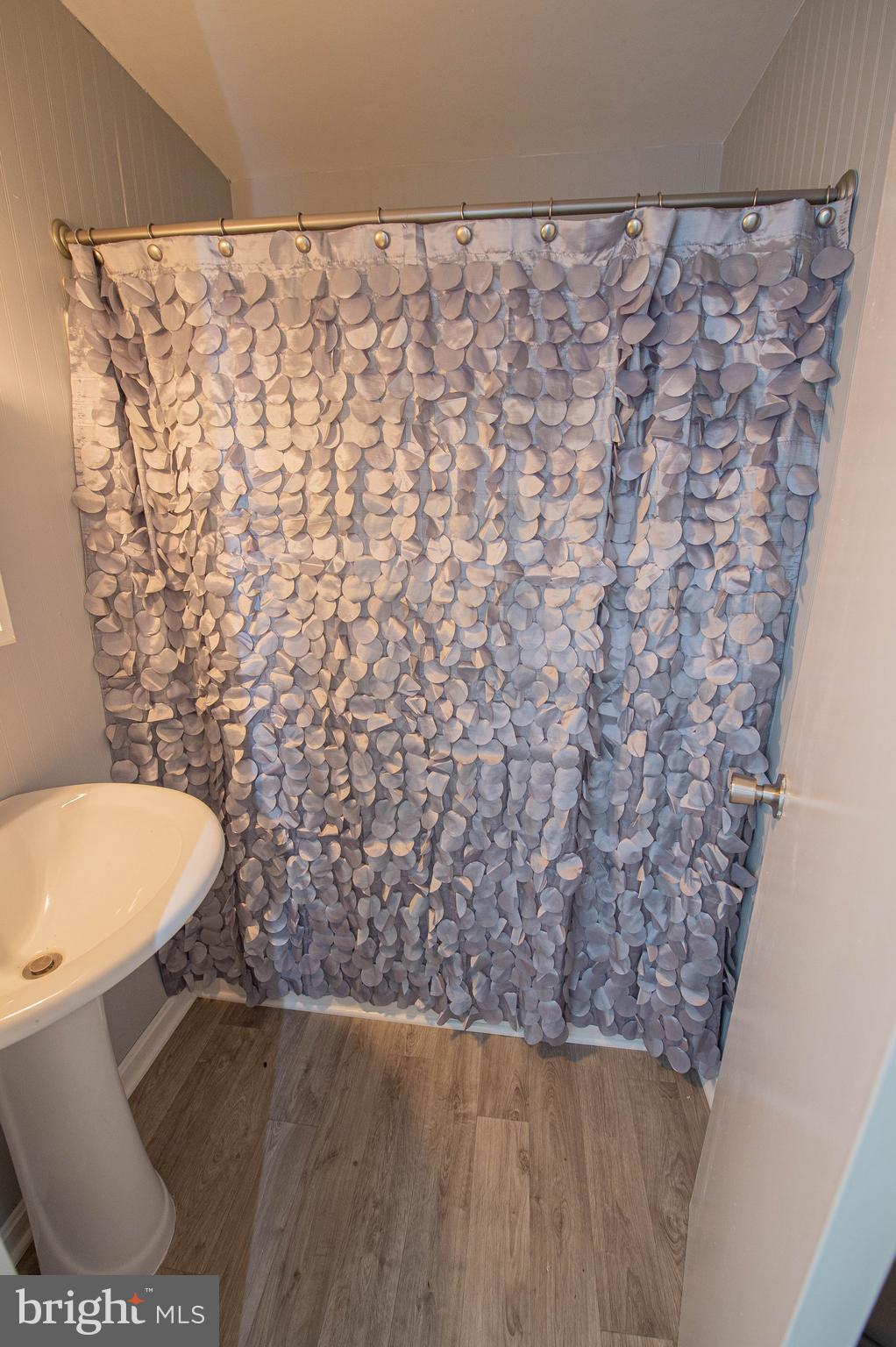CANAL WOODS CM - Residential Lease