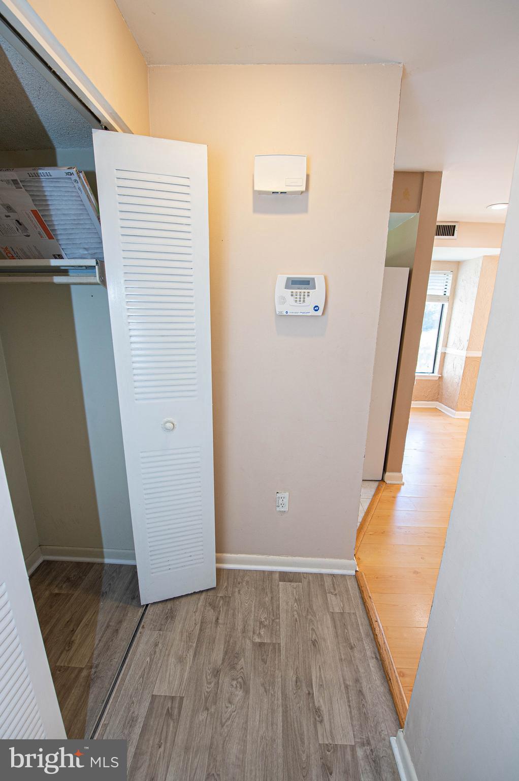CANAL WOODS CM - Residential Lease