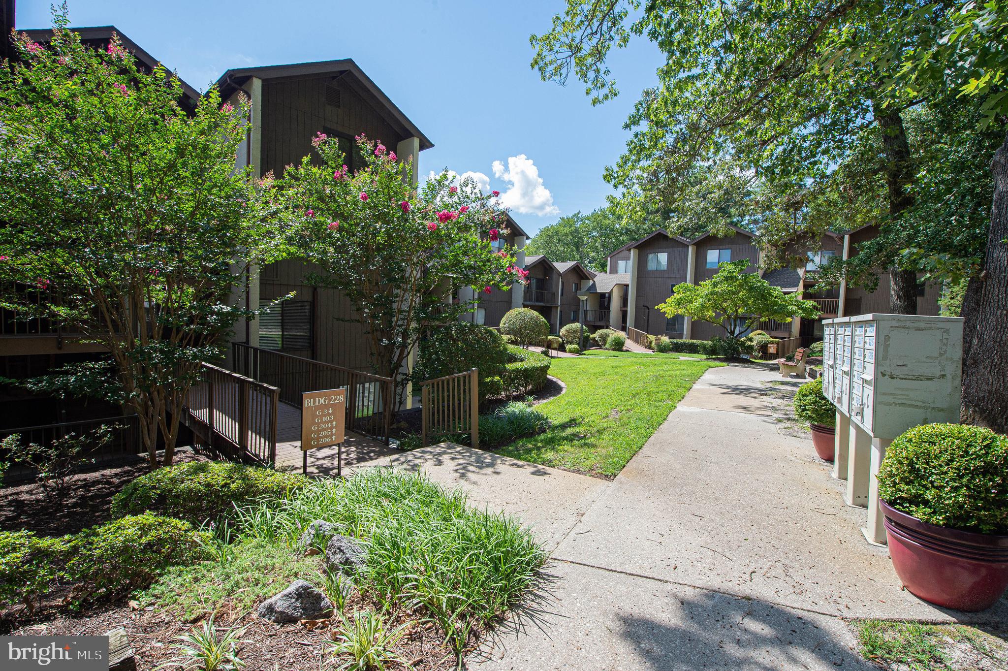 CANAL WOODS CM - Residential Lease