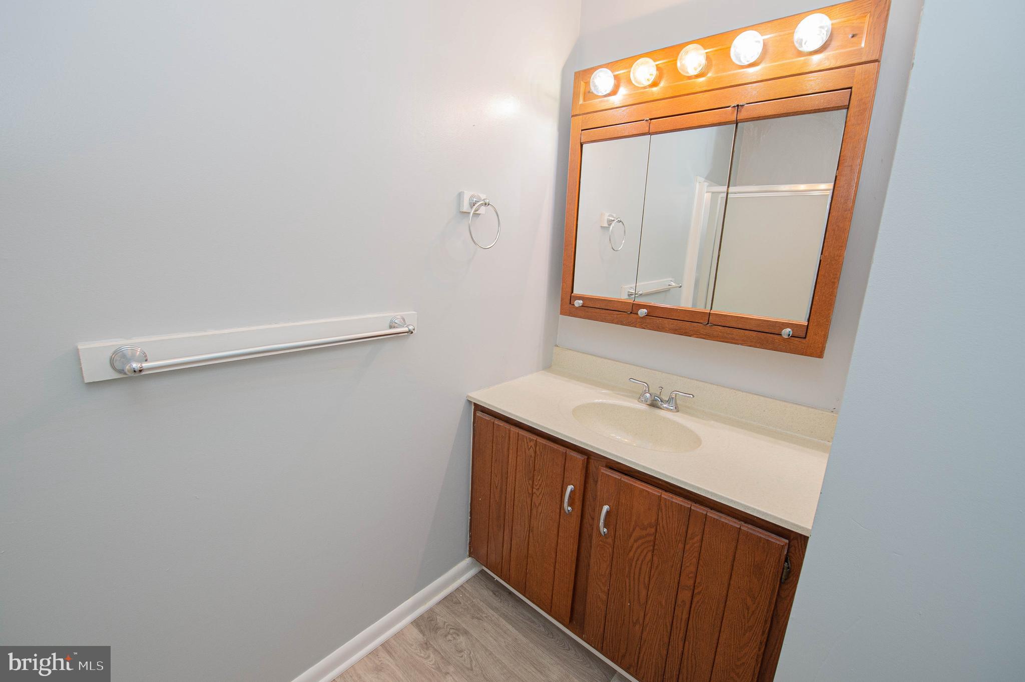 CANAL WOODS CM - Residential Lease