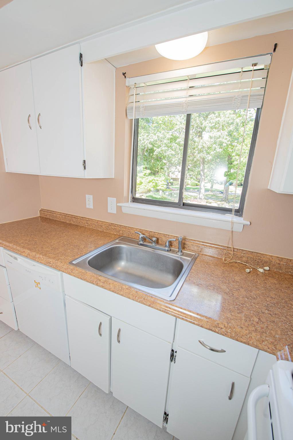CANAL WOODS CM - Residential Lease
