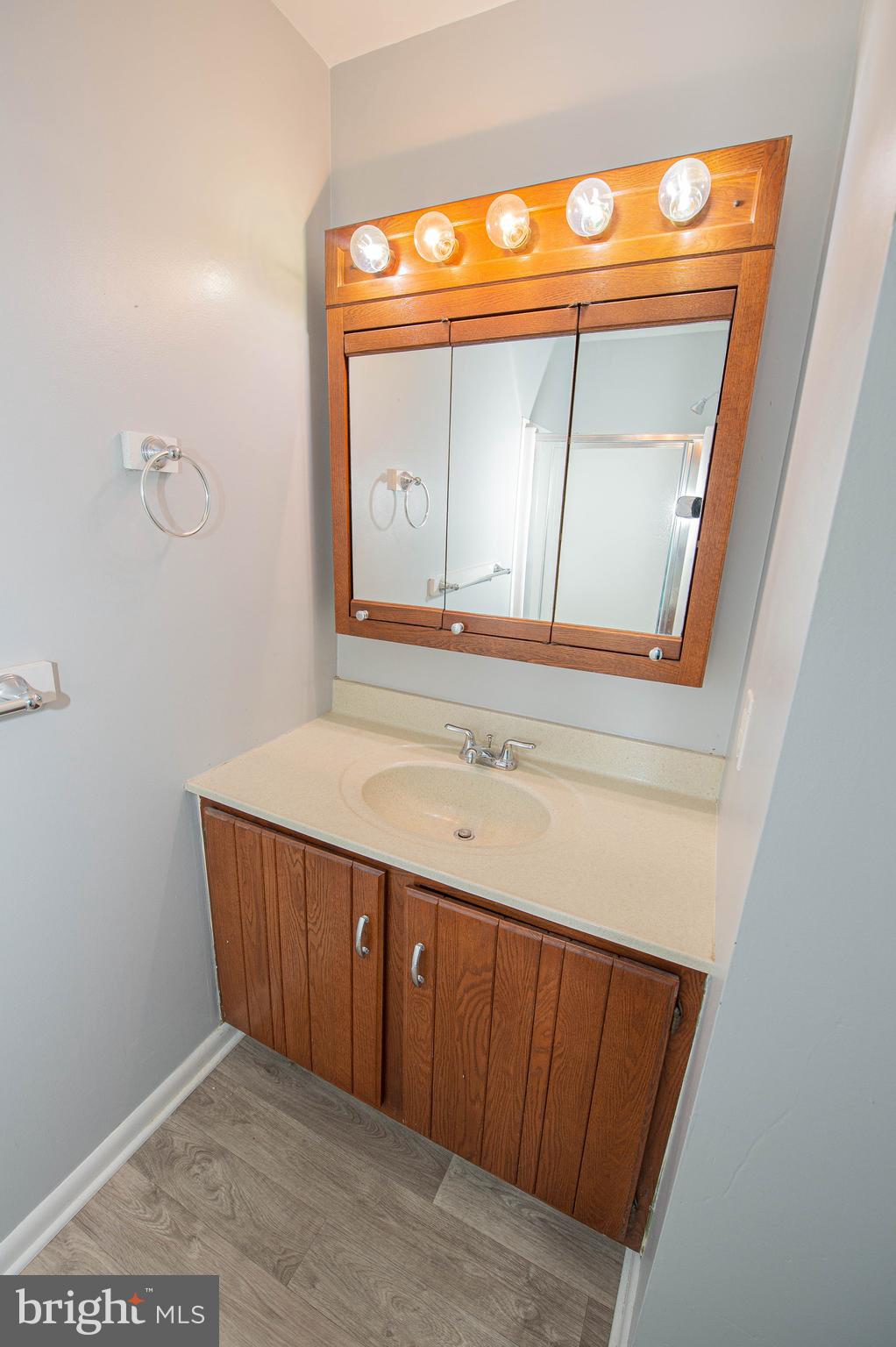 CANAL WOODS CM - Residential Lease