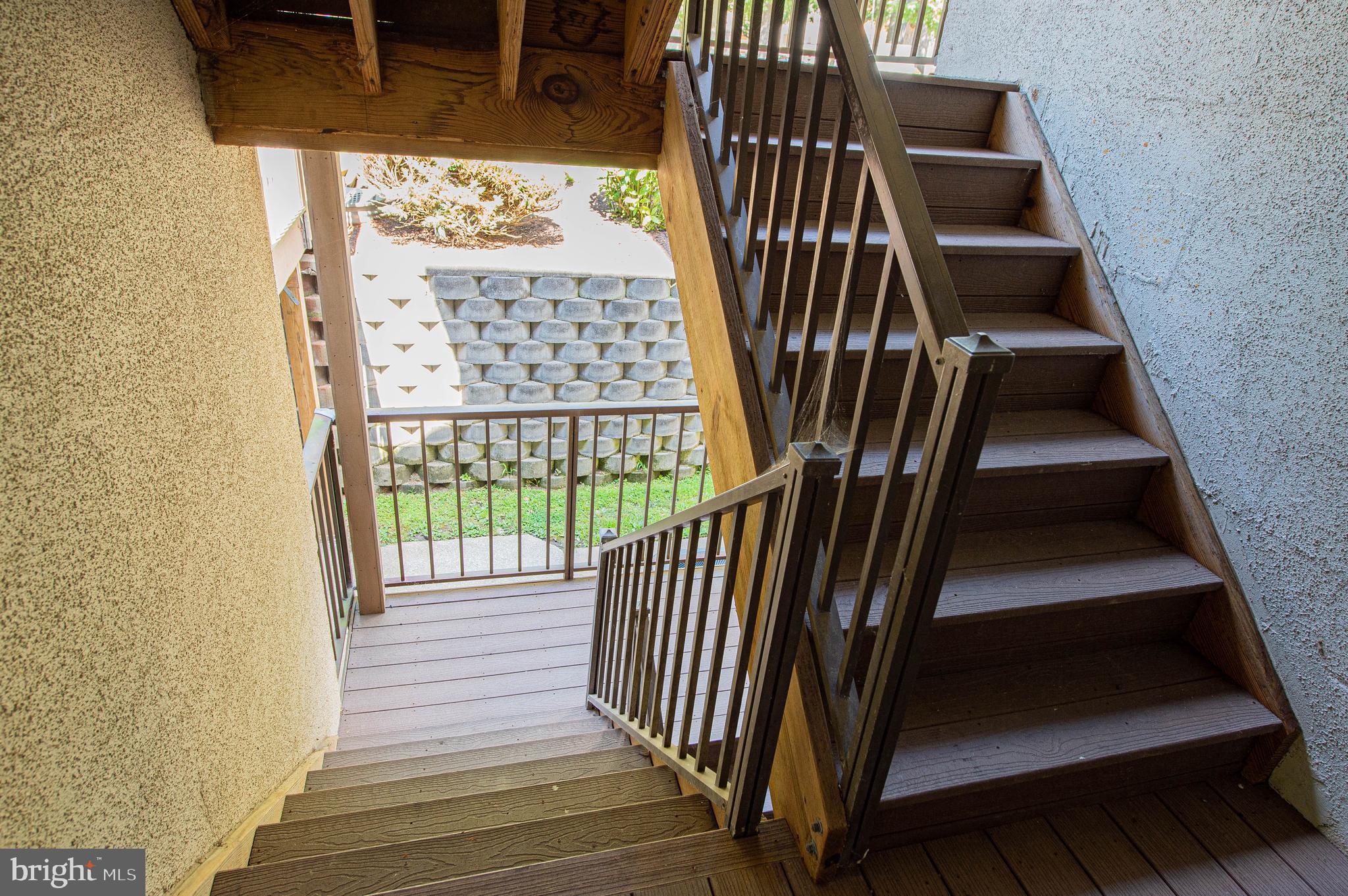 CANAL WOODS CM - Residential Lease