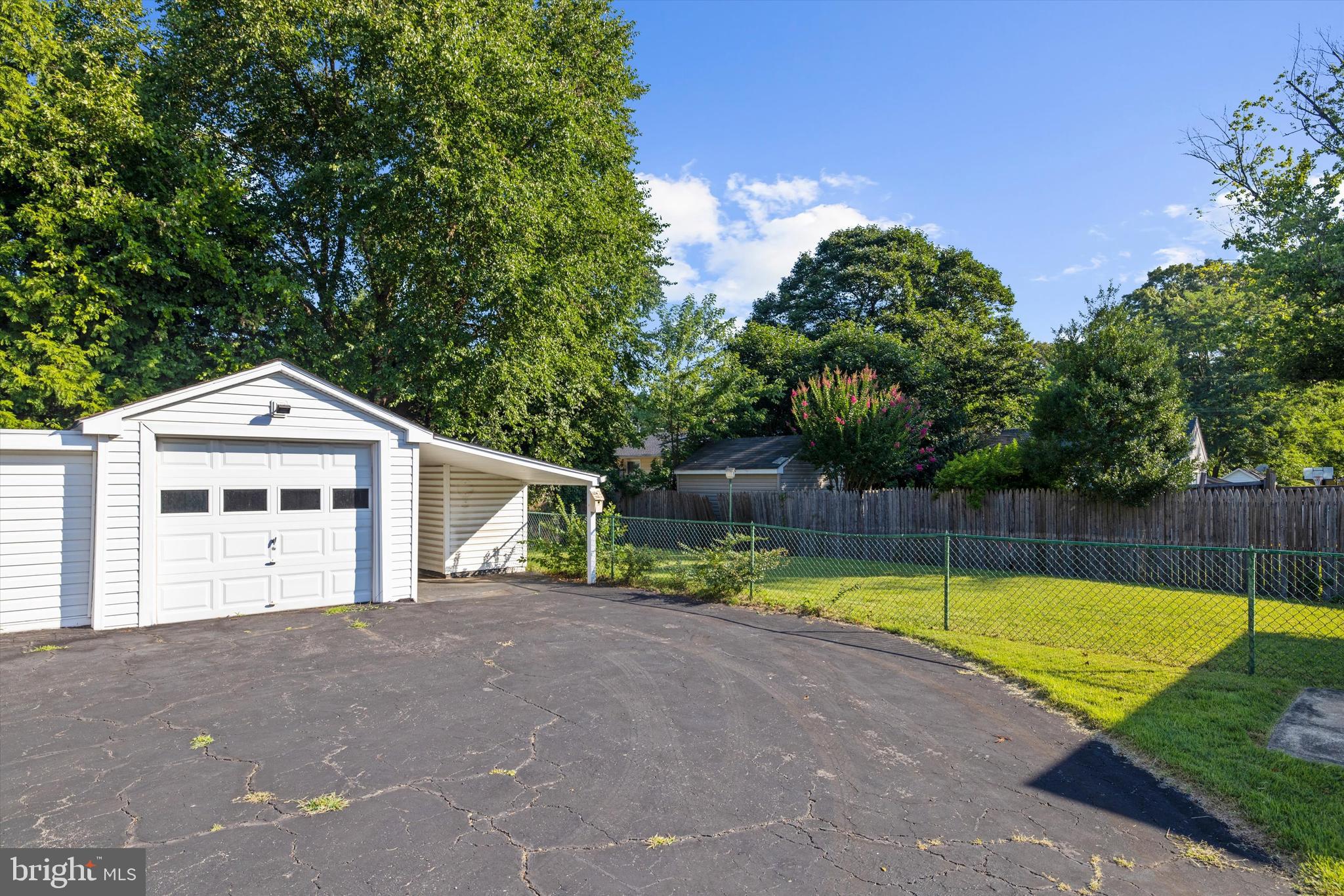 WEST ANNAPOLIS - Residential