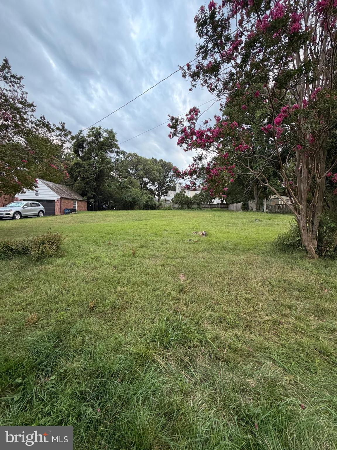 HILLANDALE - Residential