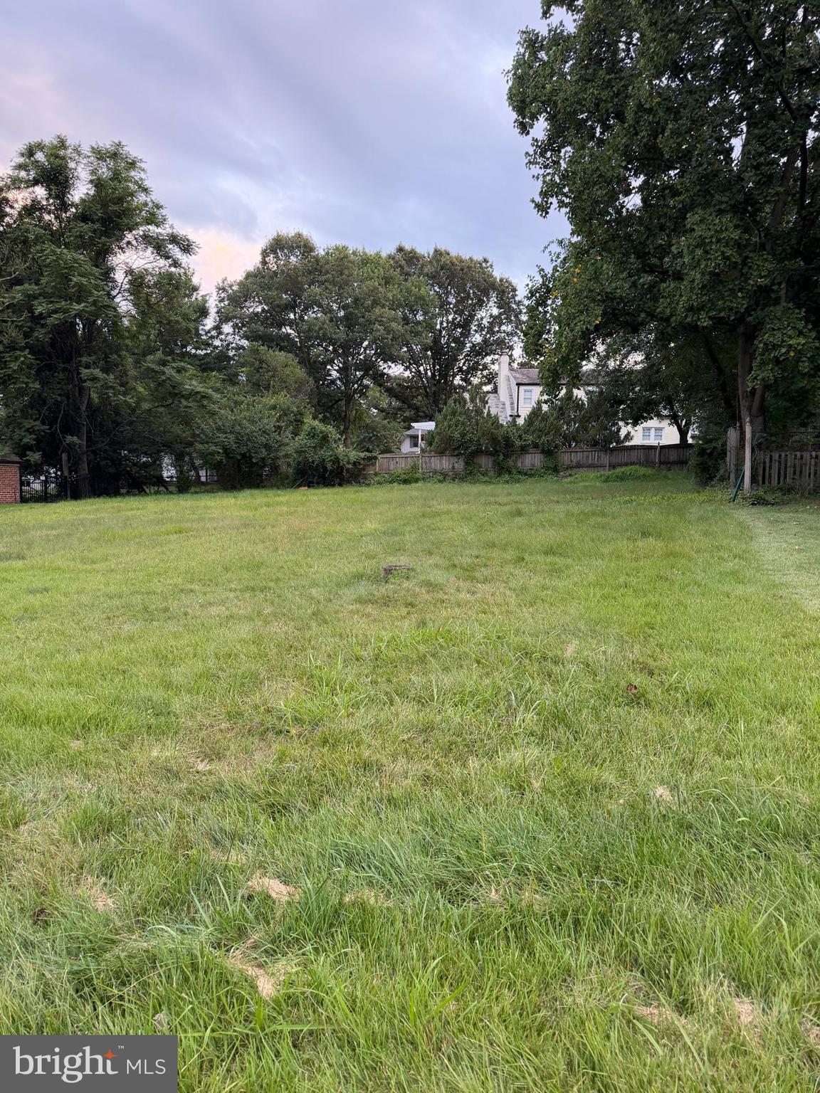 HILLANDALE - Residential