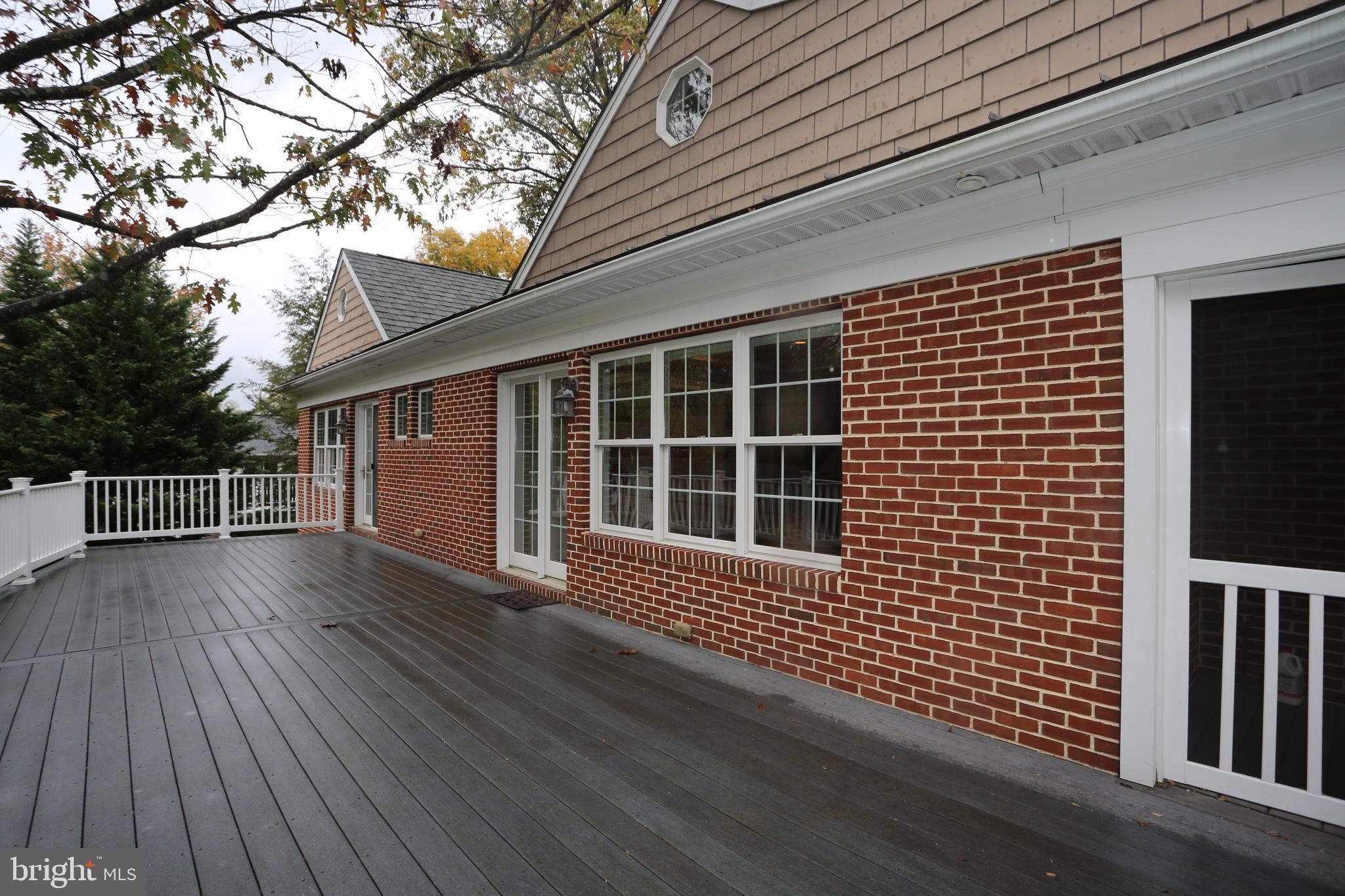 HAMPTON GARTH - Residential