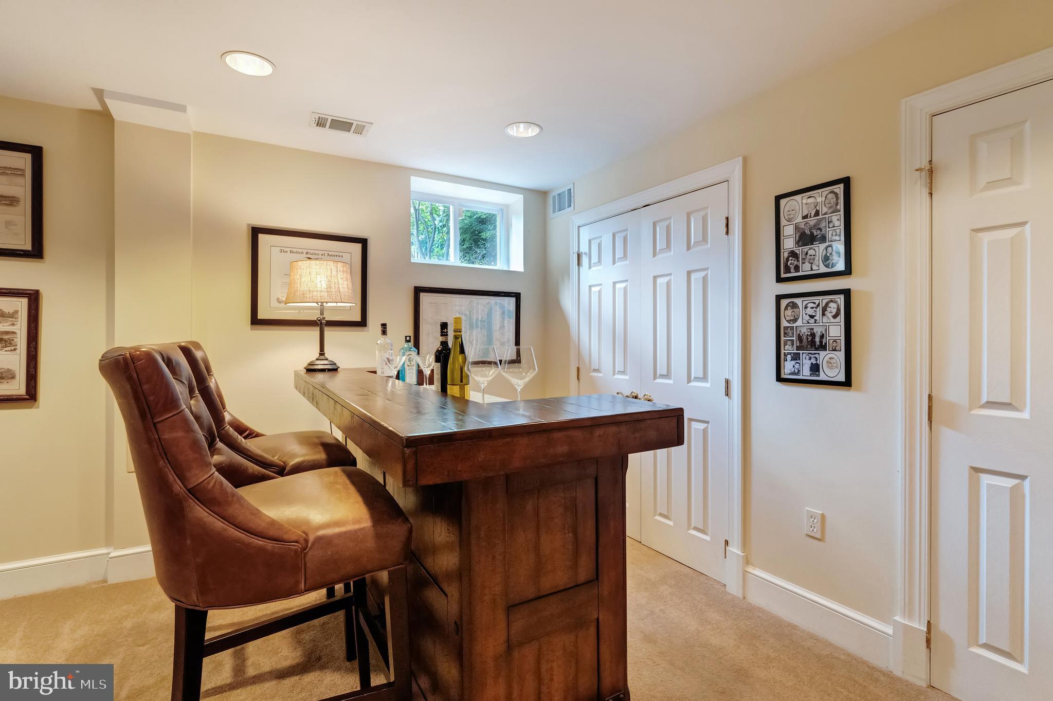 LAMBIANCE OF MCLEAN - Residential