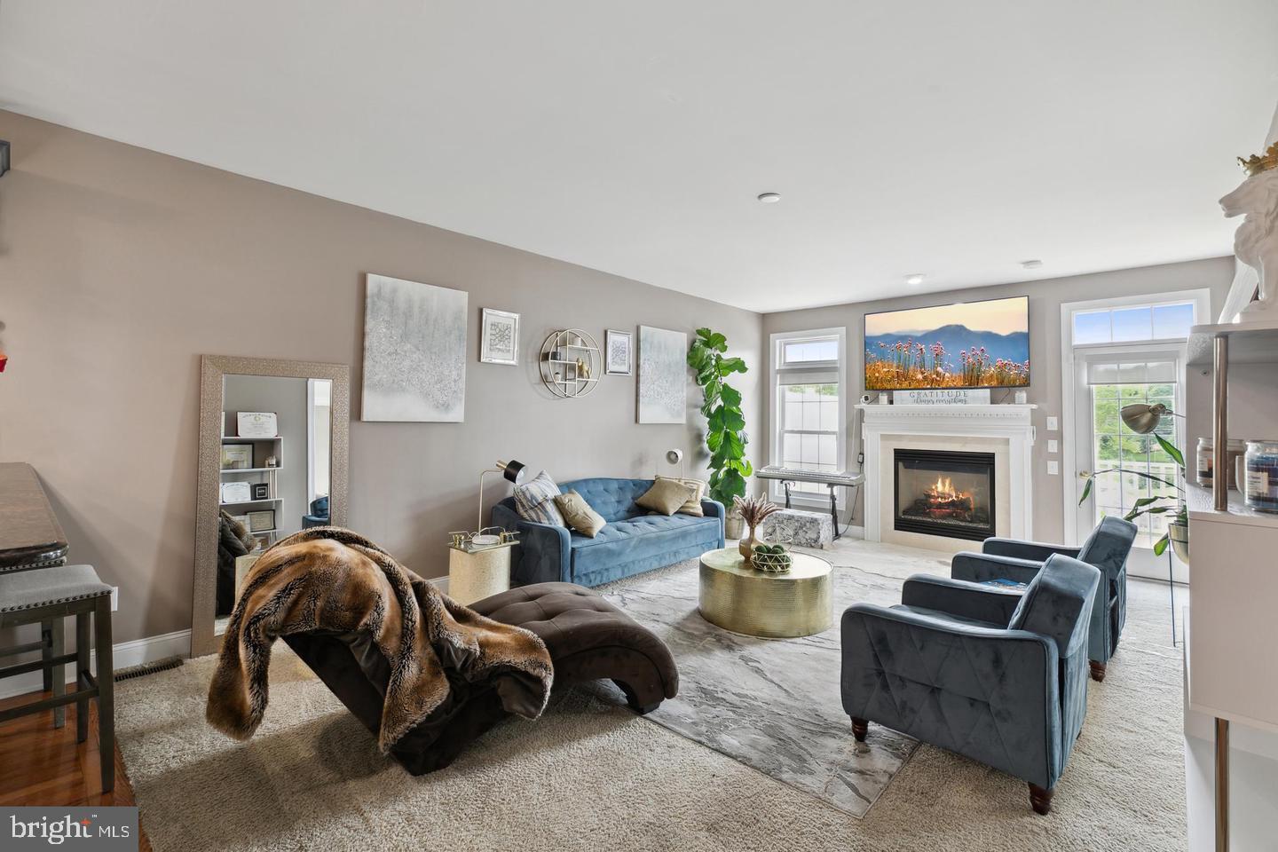 LAUREL BROOKE - Residential