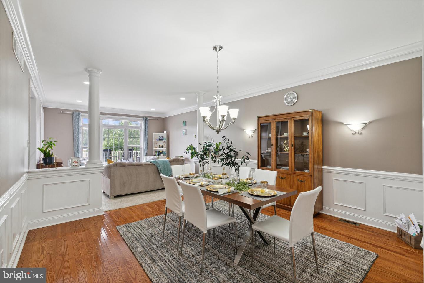 LAUREL BROOKE - Residential