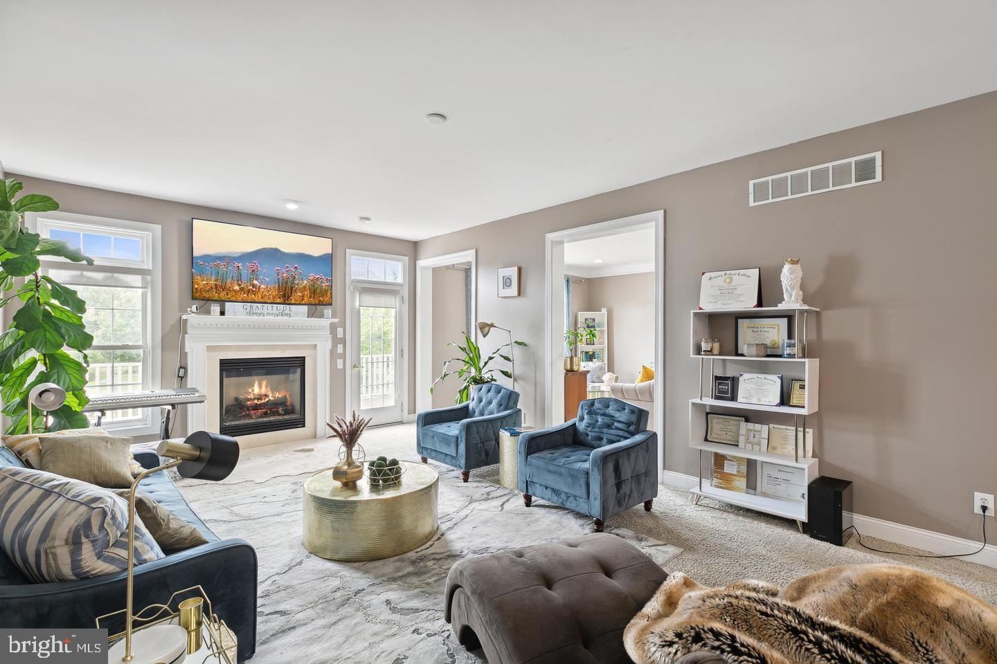 LAUREL BROOKE - Residential