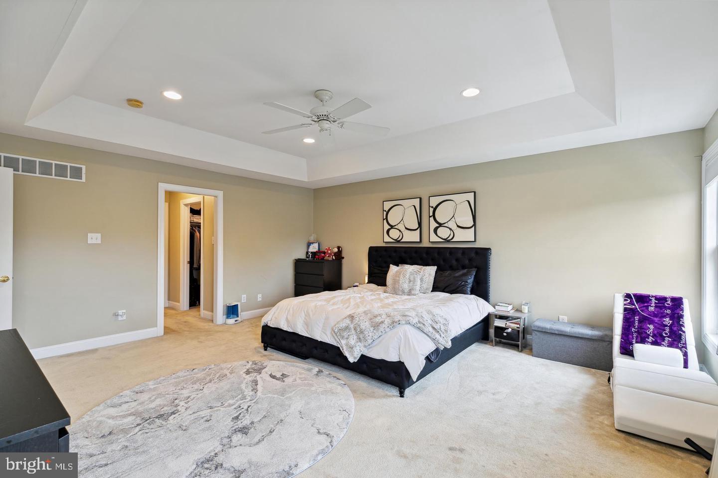 LAUREL BROOKE - Residential
