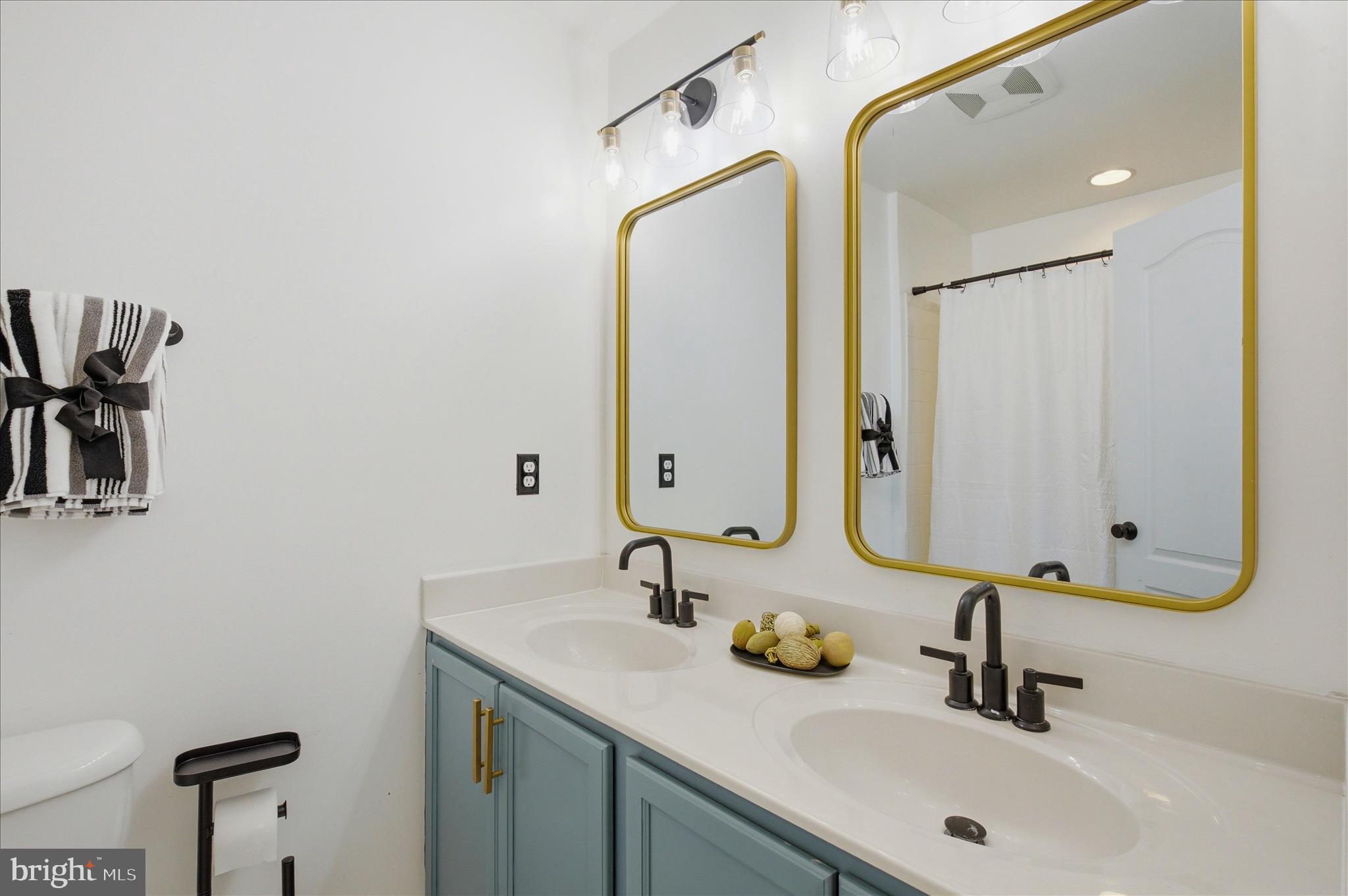 MARSHALL GROVE ESTATES - Residential