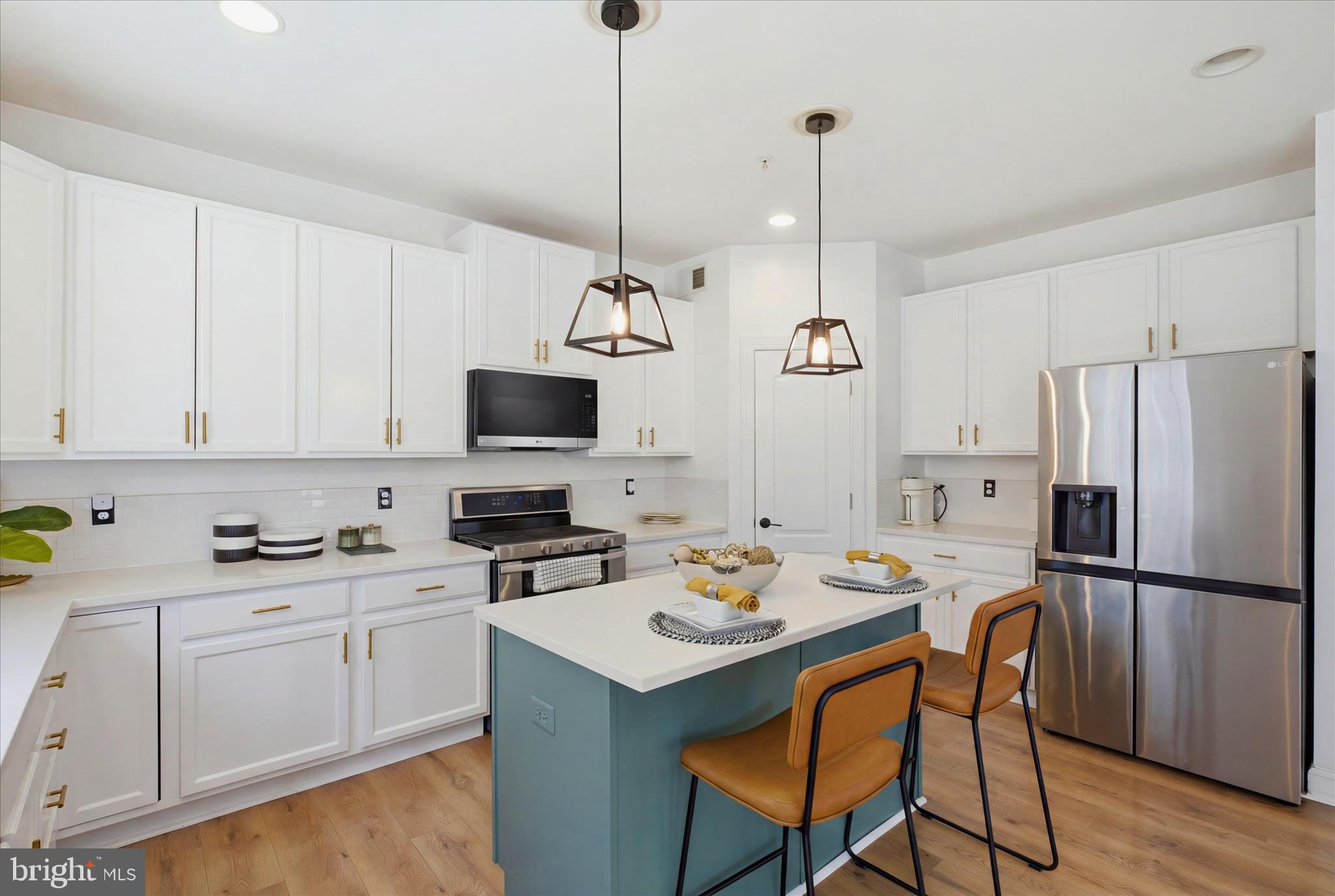 MARSHALL GROVE ESTATES - Residential