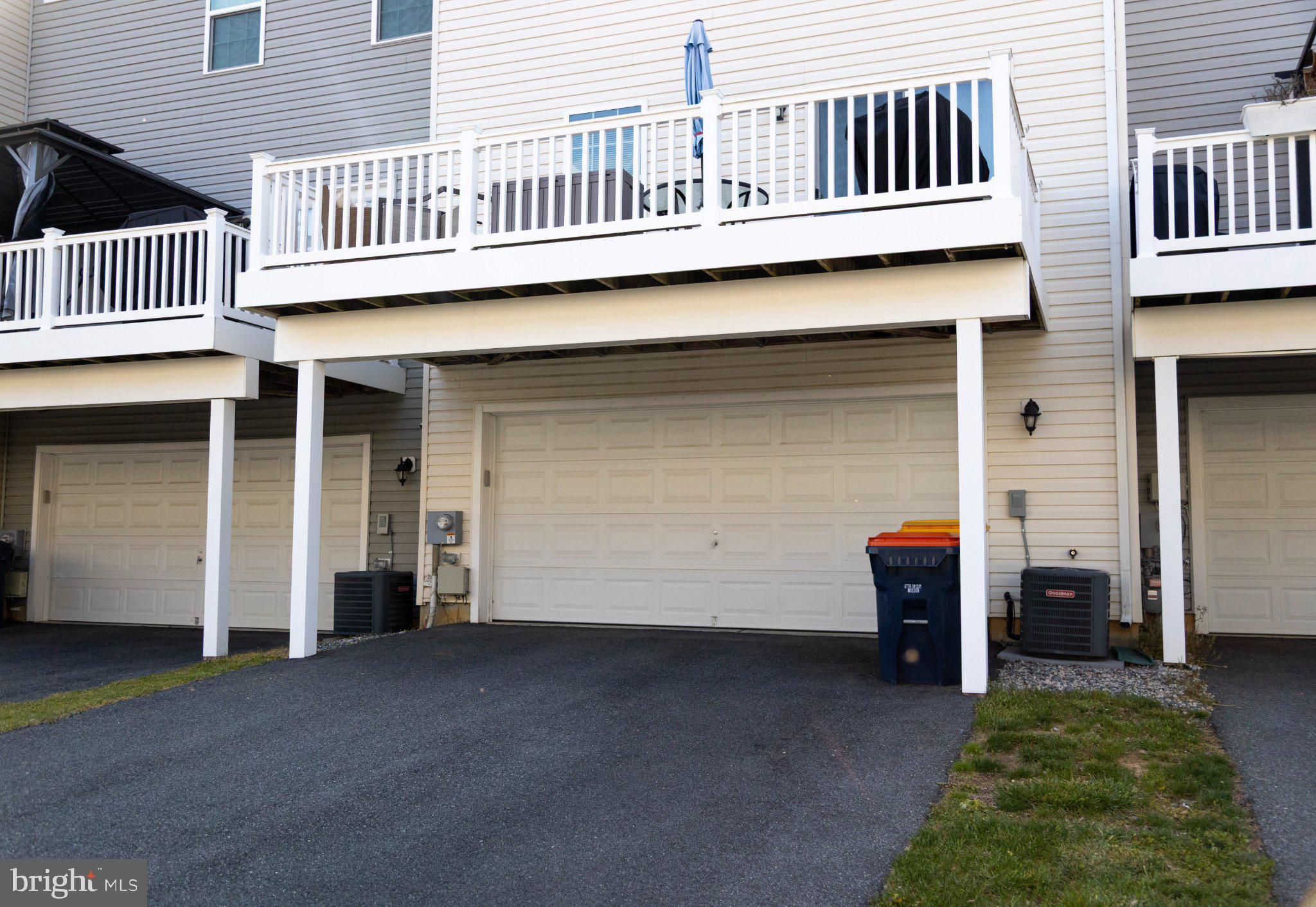PKWY AT SOUTHRIDGE - Residential
