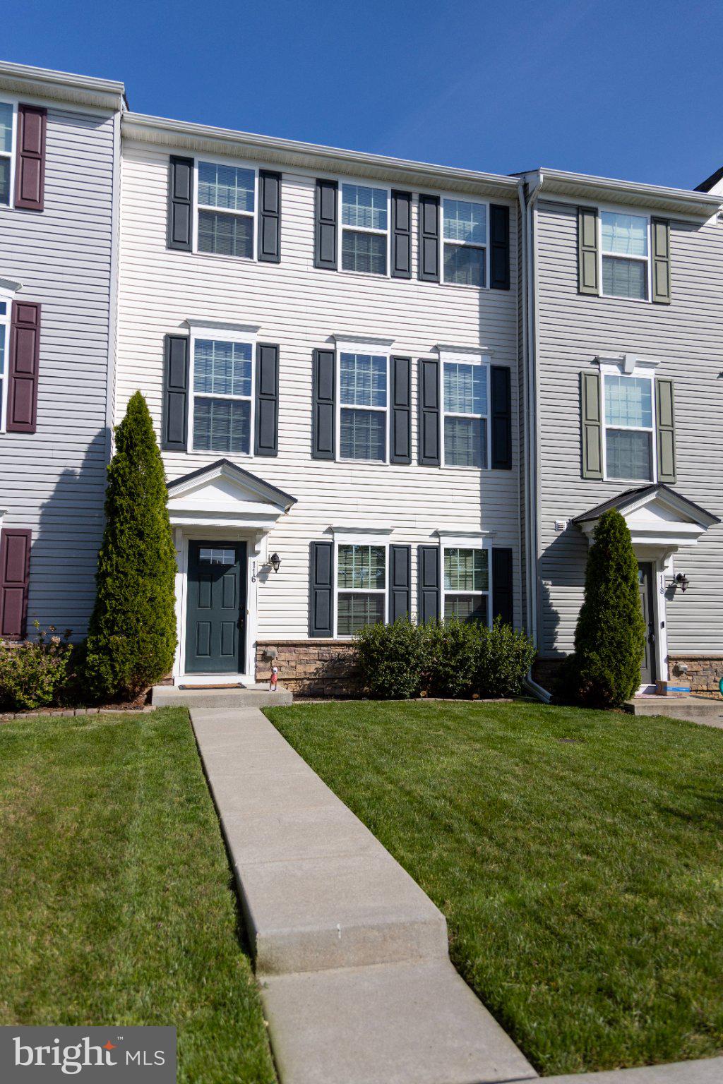 PKWY AT SOUTHRIDGE - Residential