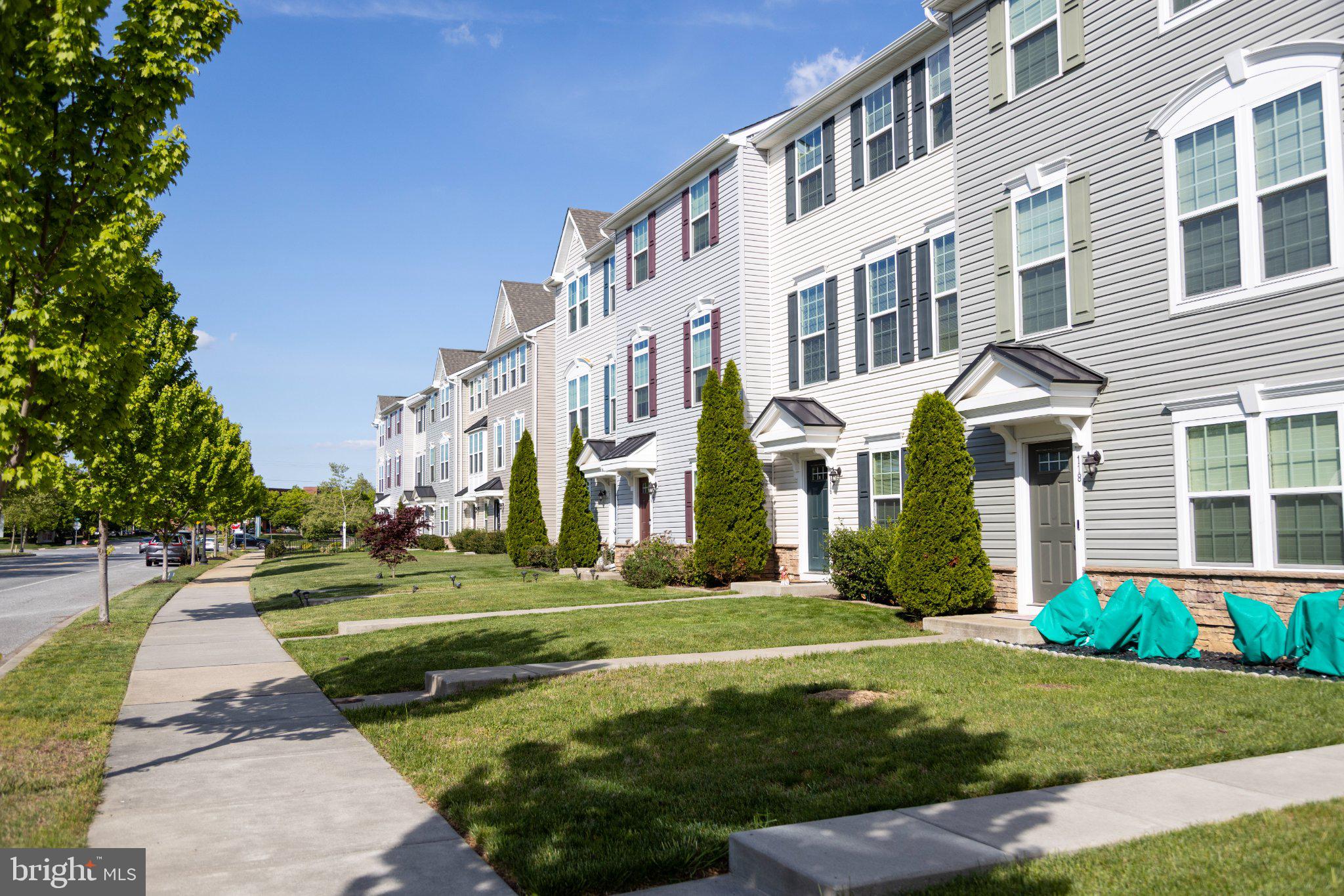 PKWY AT SOUTHRIDGE - Residential