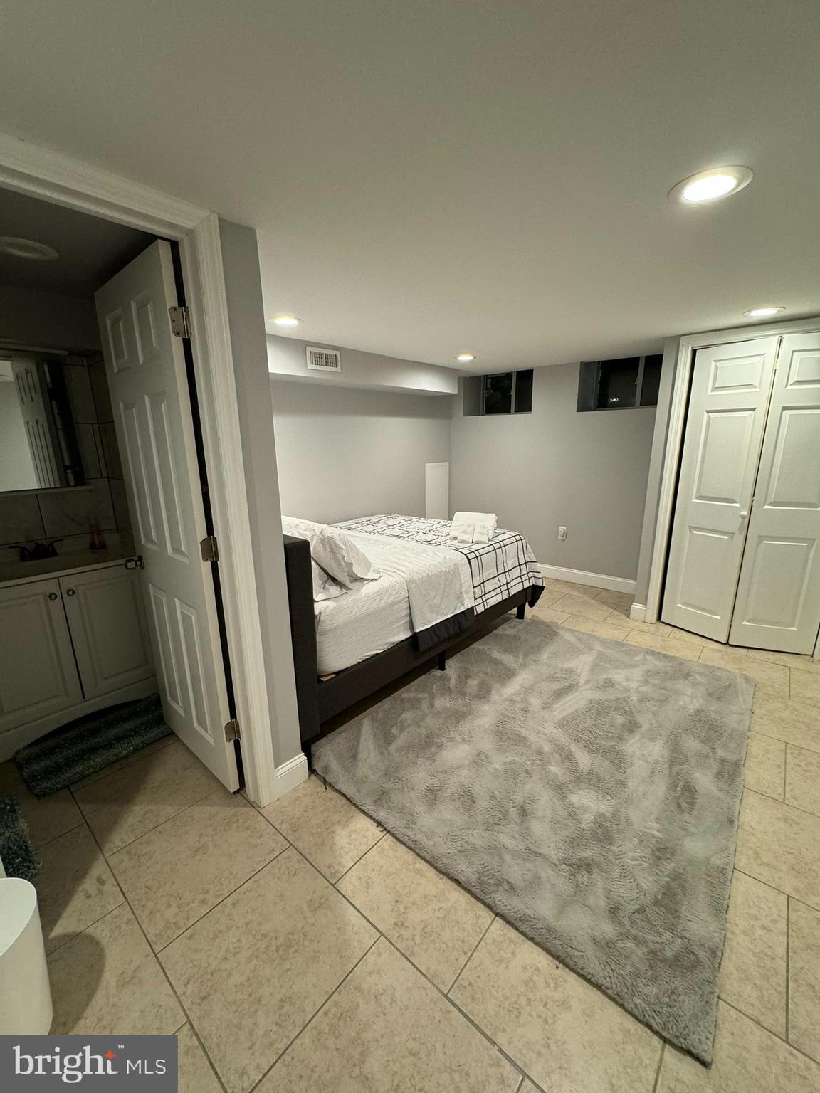 WHITMAN - Residential