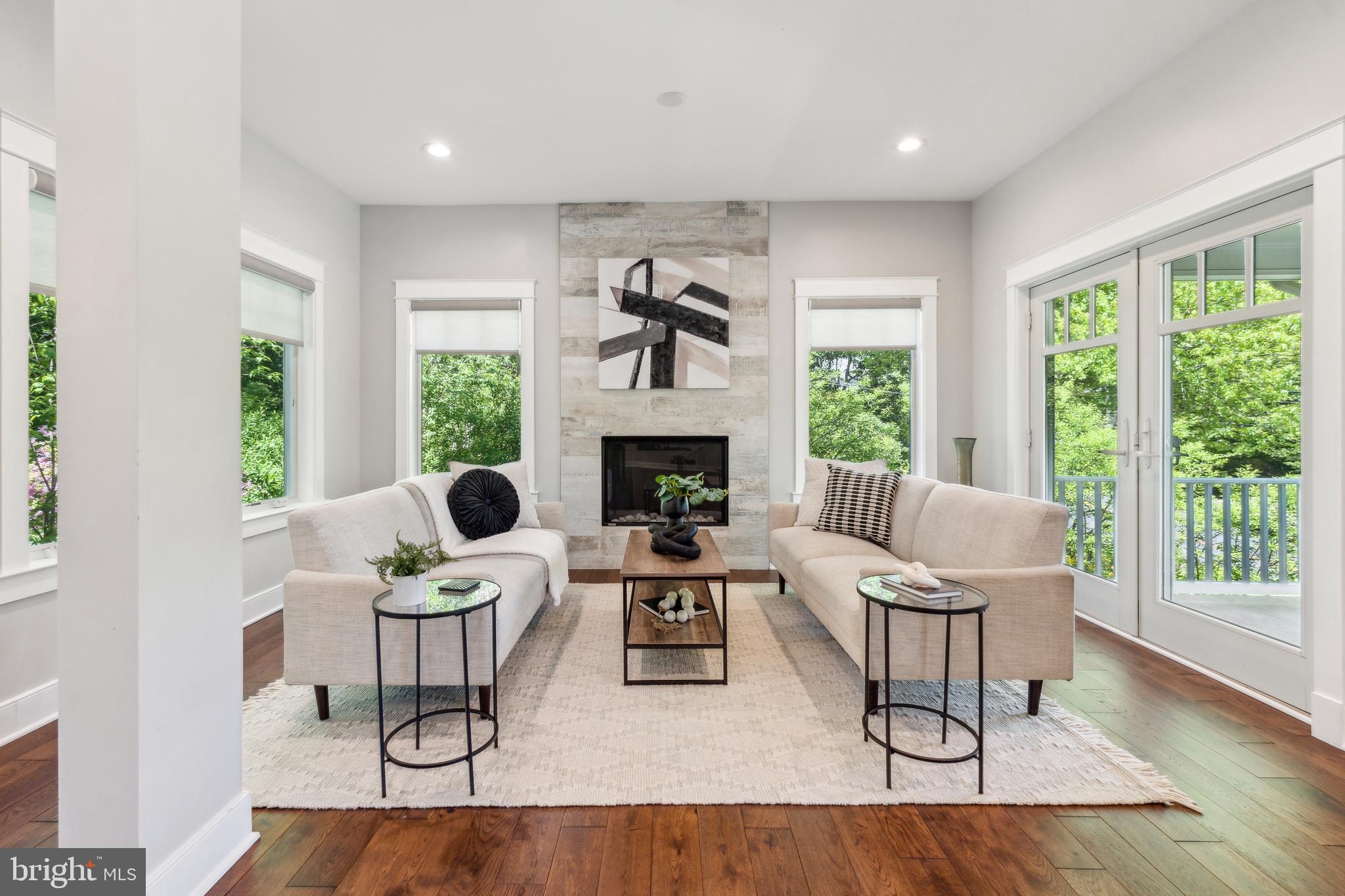 BROYHILL HILLS - Residential