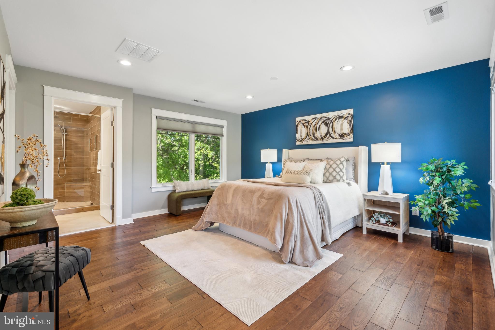 BROYHILL HILLS - Residential