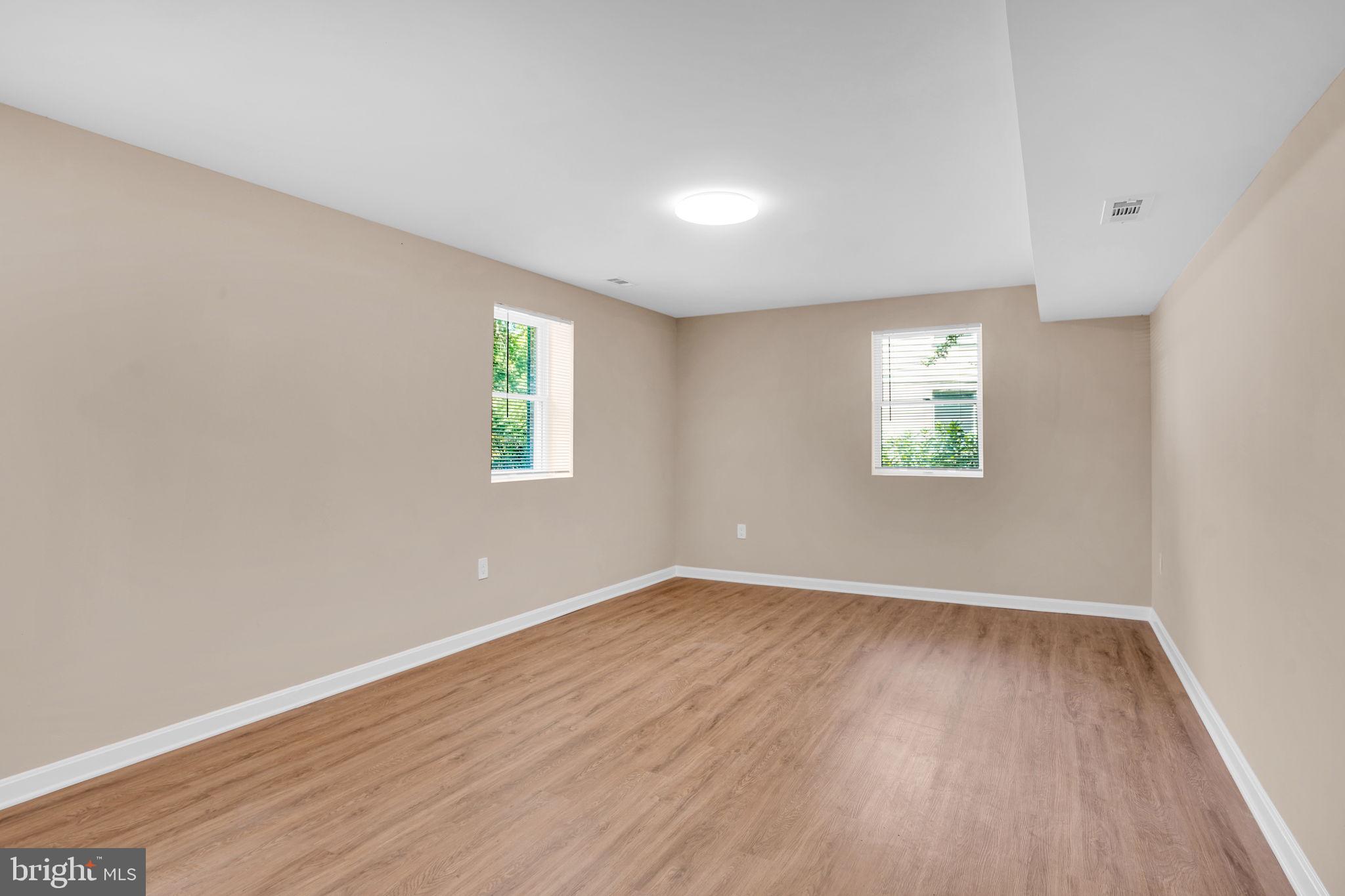 BAY BERRY - Residential