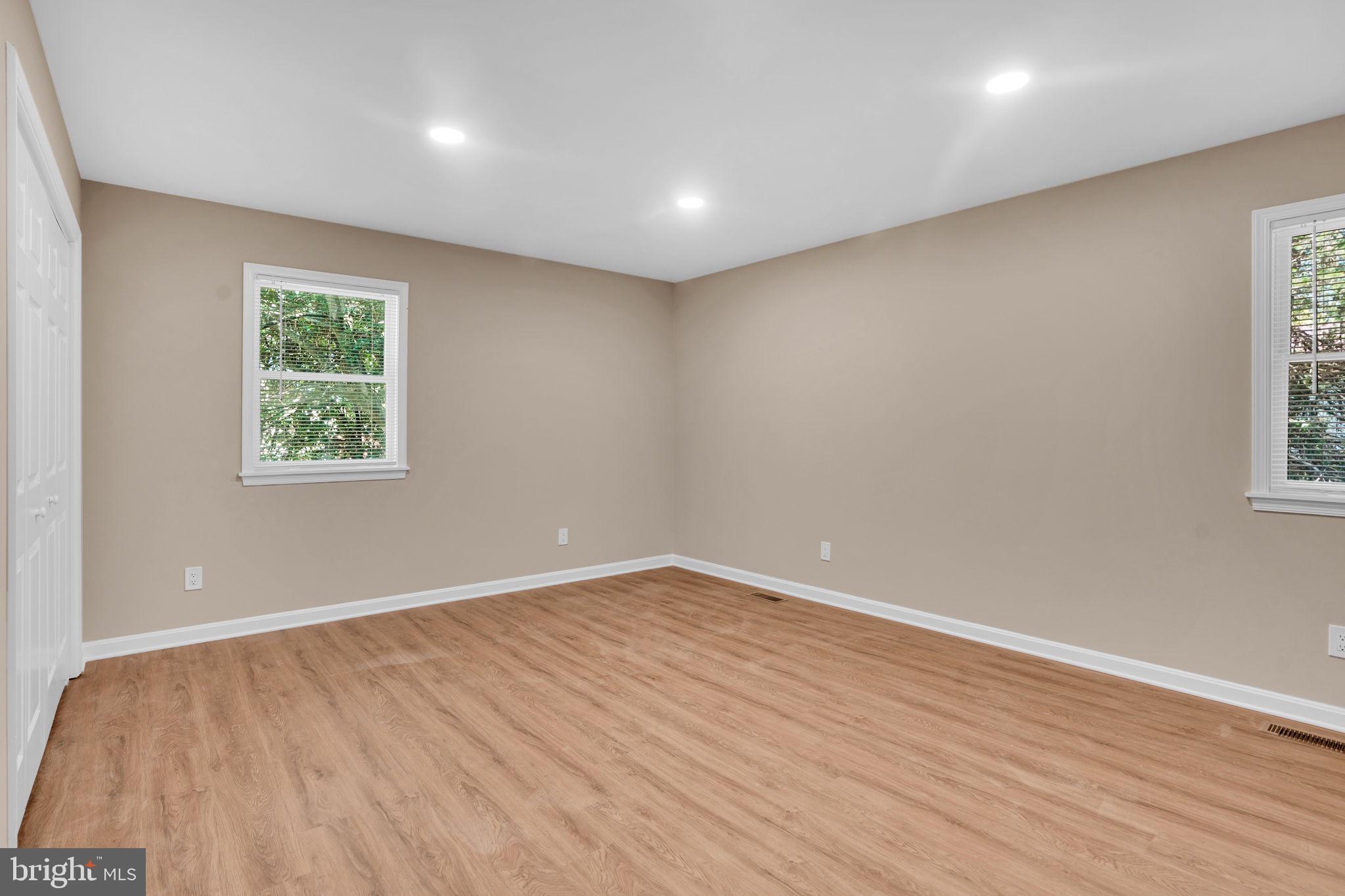 BAY BERRY - Residential