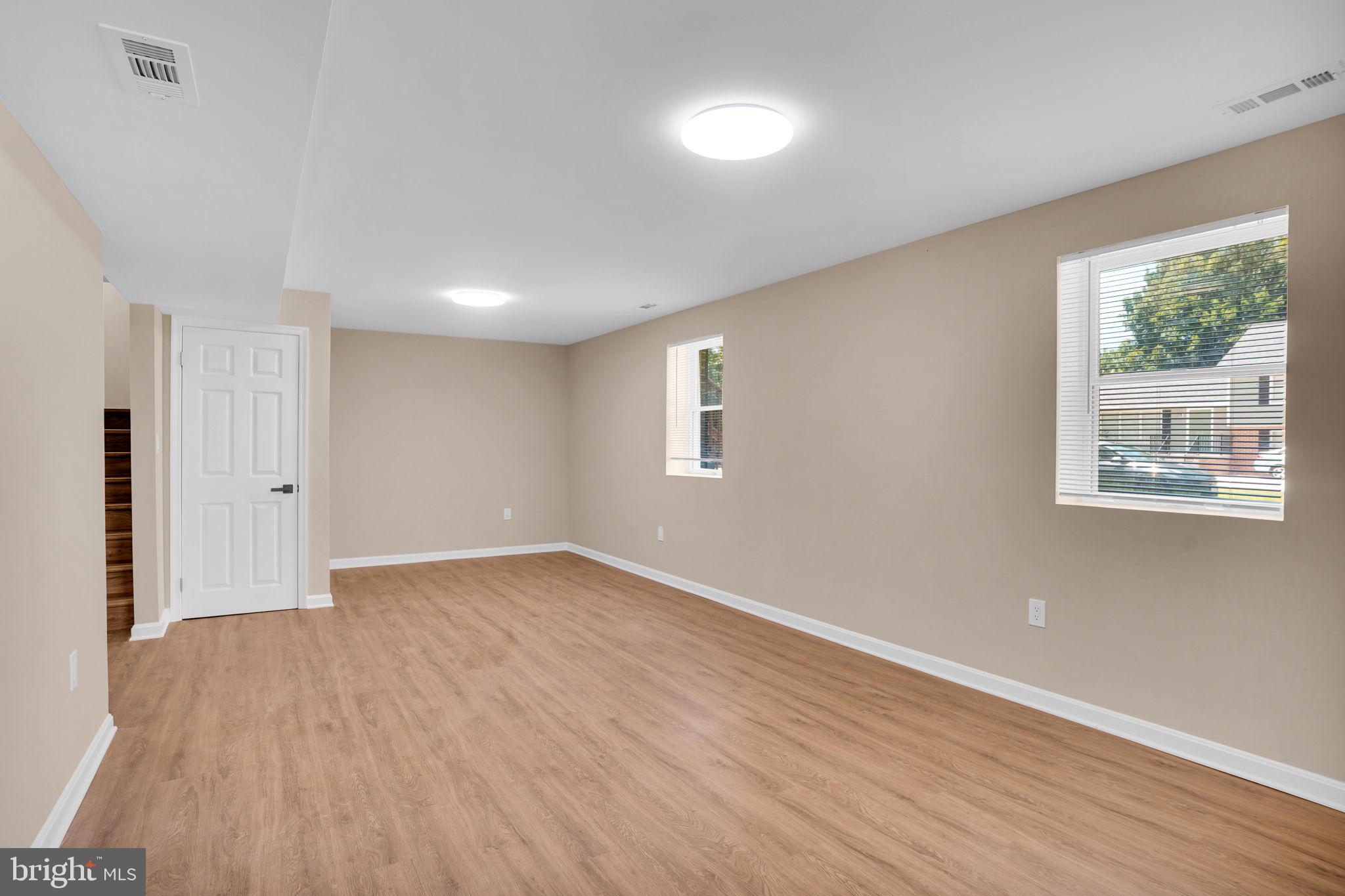 BAY BERRY - Residential