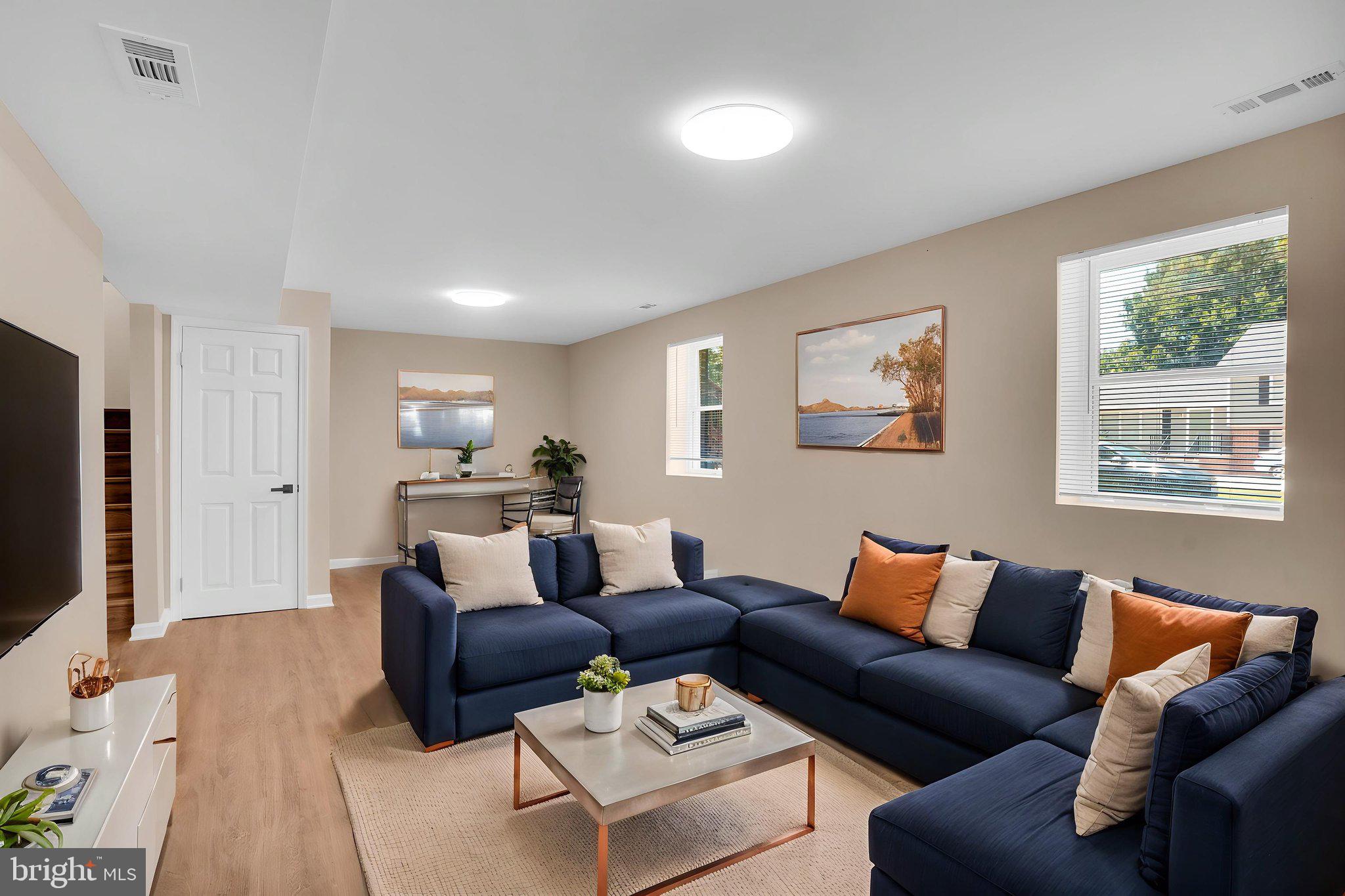 BAY BERRY - Residential