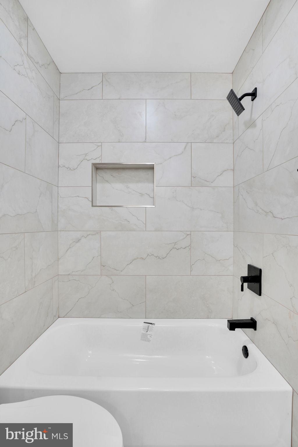 BAY BERRY - Residential
