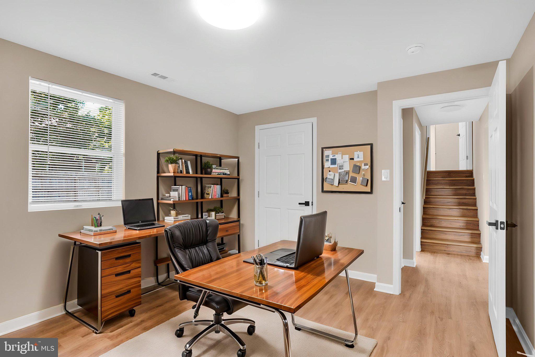 BAY BERRY - Residential