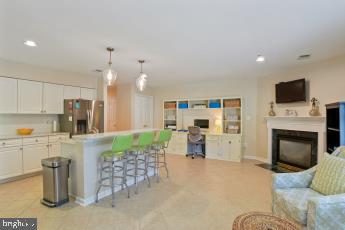 STRAFFAN CONDOS - Residential