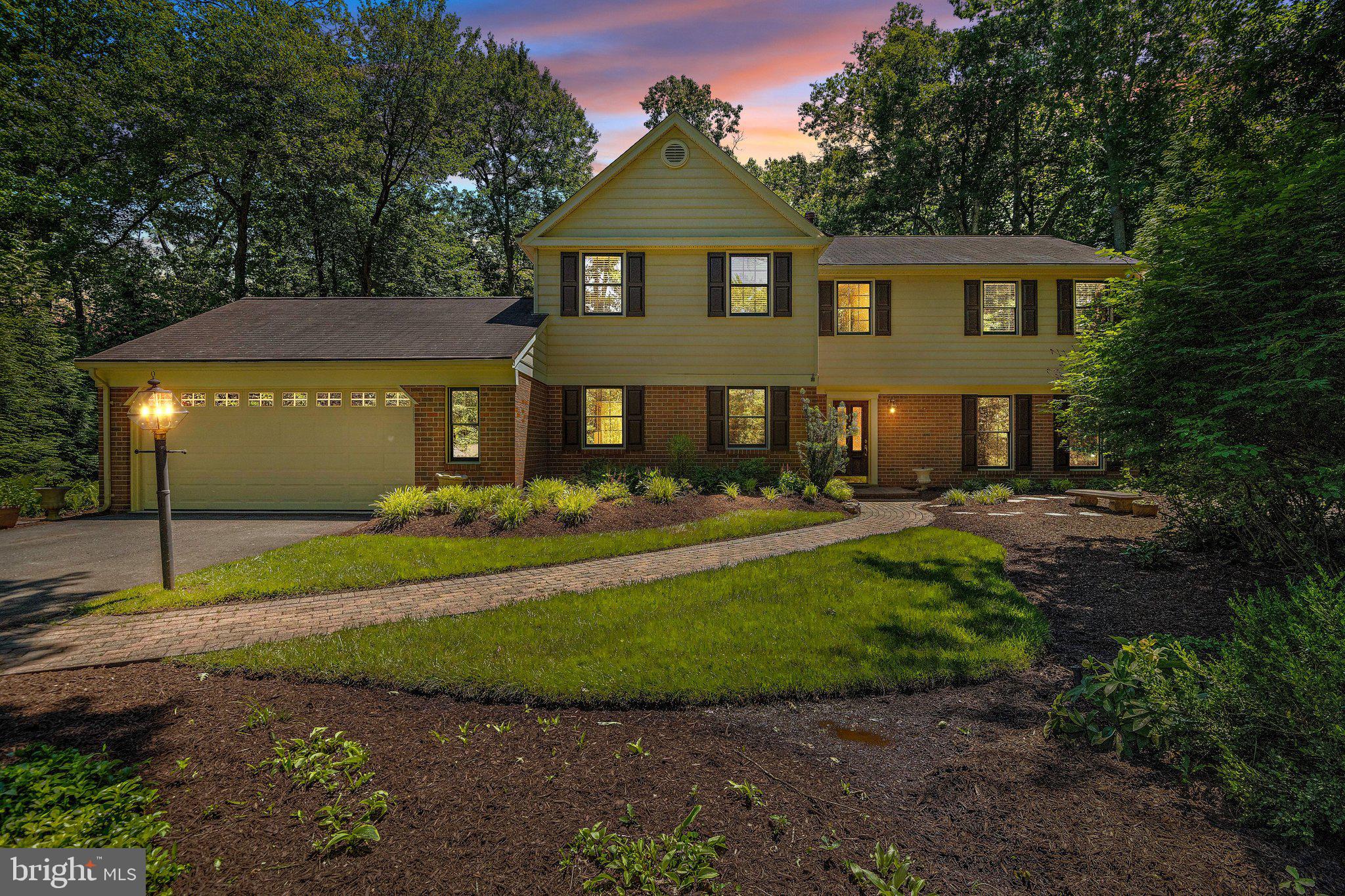 RESTON - Residential