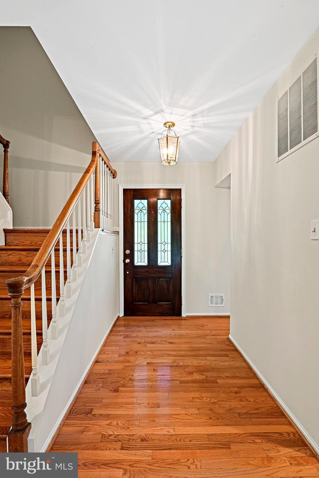 RESTON - Residential