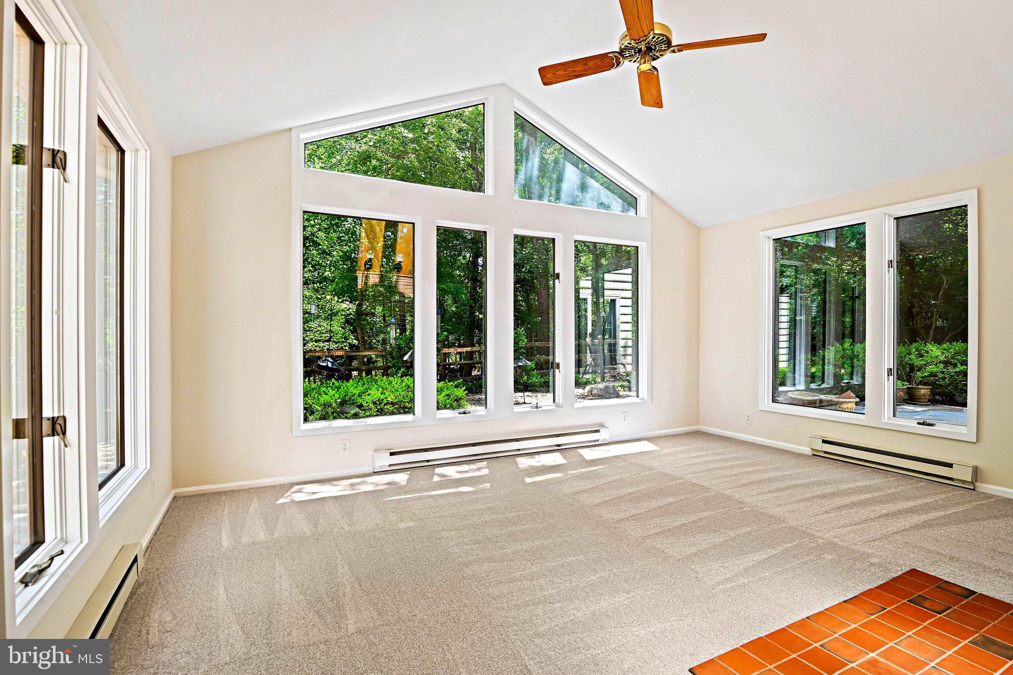 RESTON - Residential