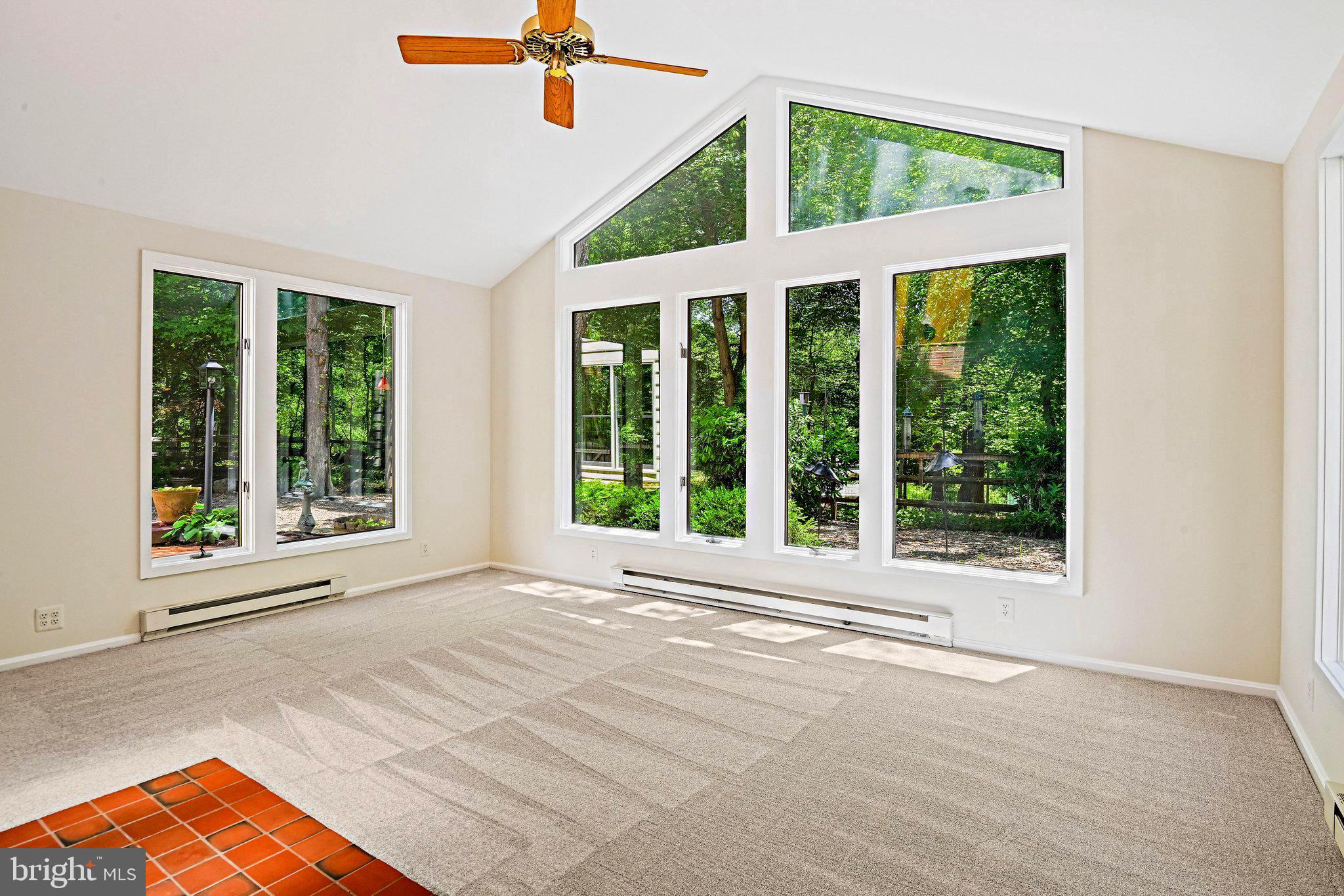 RESTON - Residential