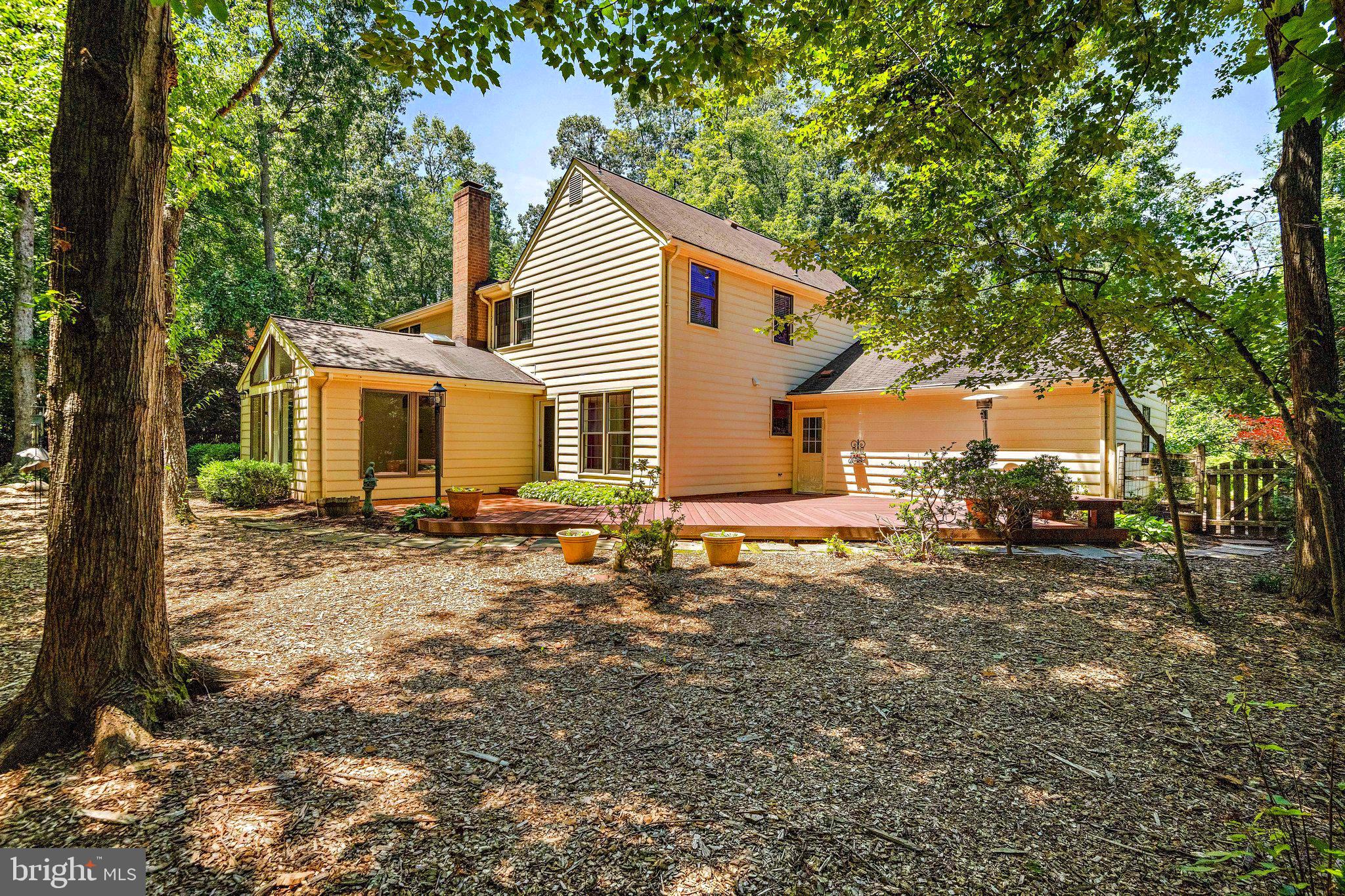 RESTON - Residential