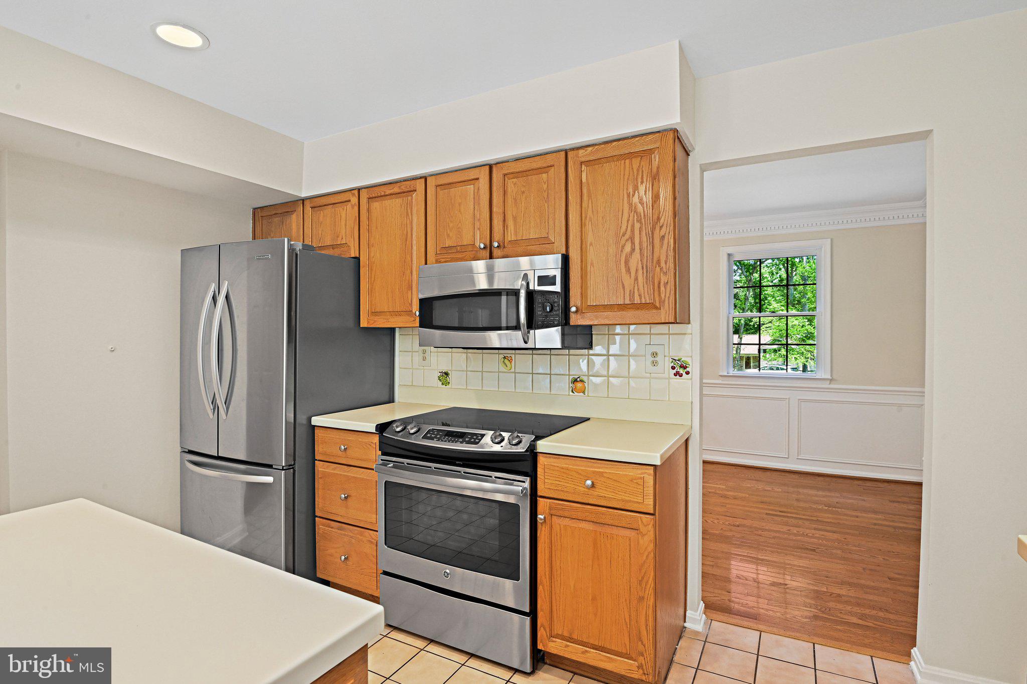 RESTON - Residential