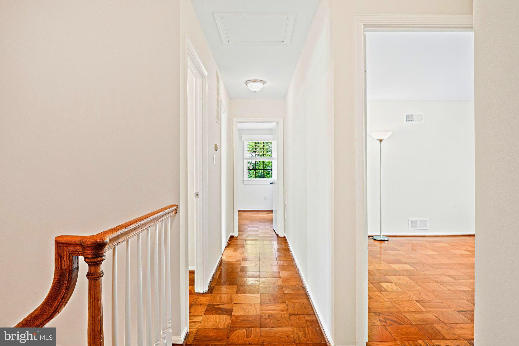 RESTON - Residential