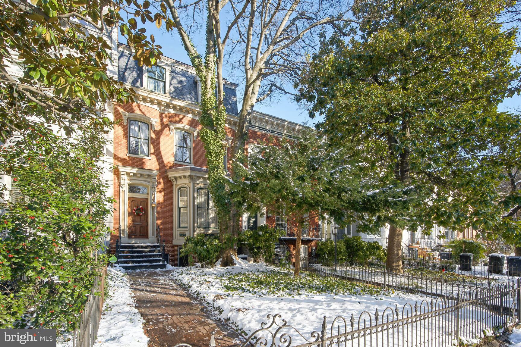 CAPITOL HILL - Residential