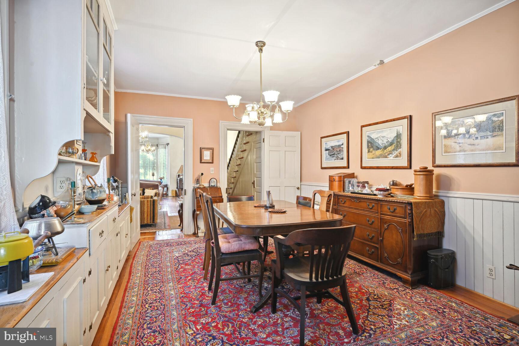 CAPITOL HILL - Residential