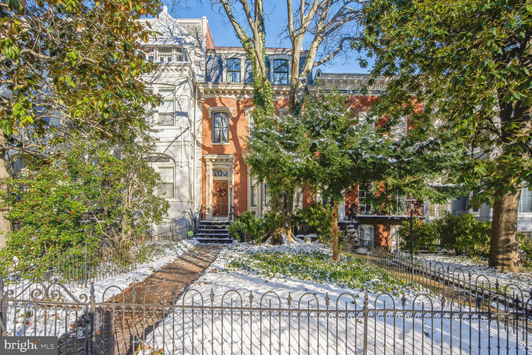 CAPITOL HILL - Residential