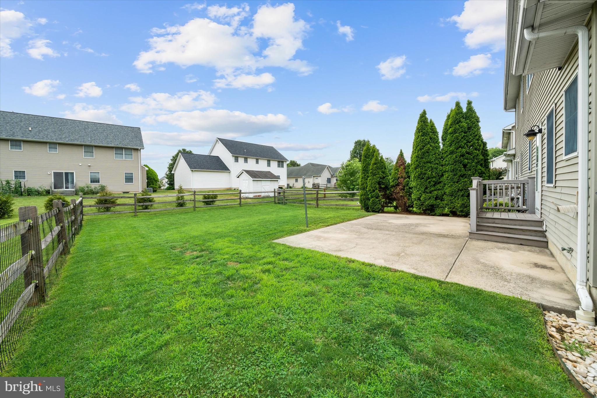 MANSION FARMS - Residential